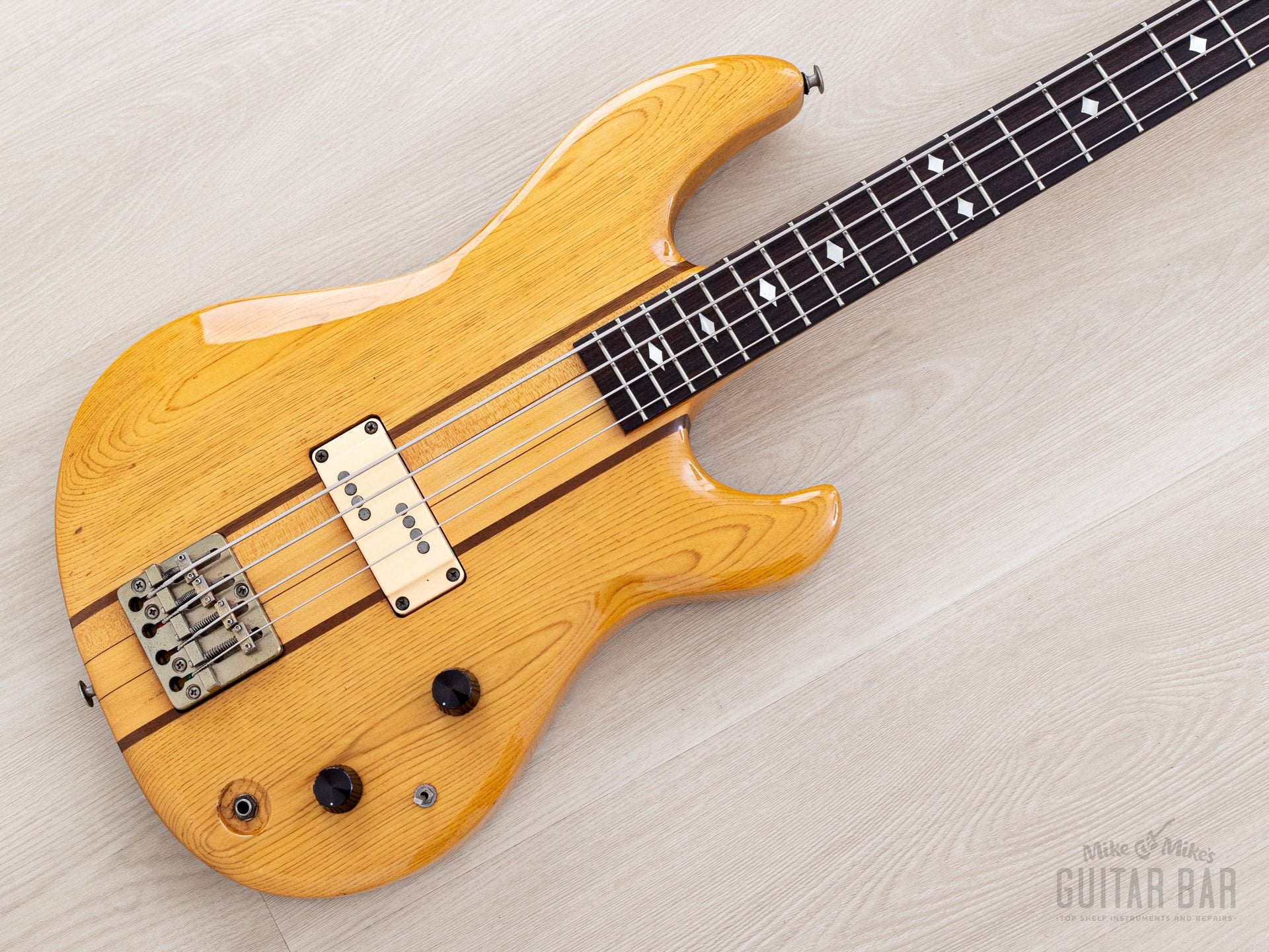 【激レア！】AriaProⅡ TSB-550 JB マツモク製 1980年 激レア！】AriaProⅡ TSB-550 JB マツモク製 1980年Ω