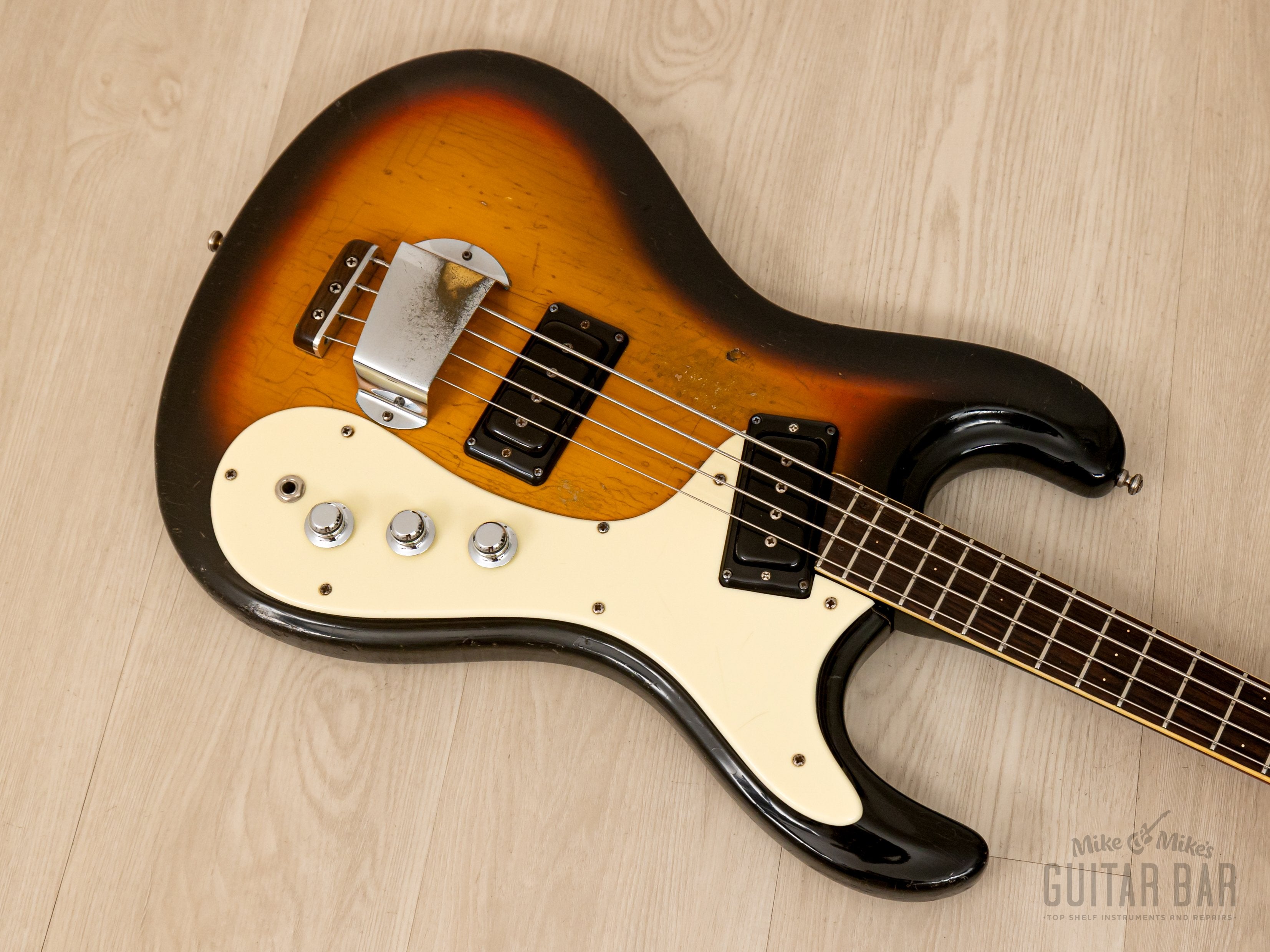 1965 Mosrite Ventures Model Vintage Short Scale Bass Two Pickup Sunburst w/ Case