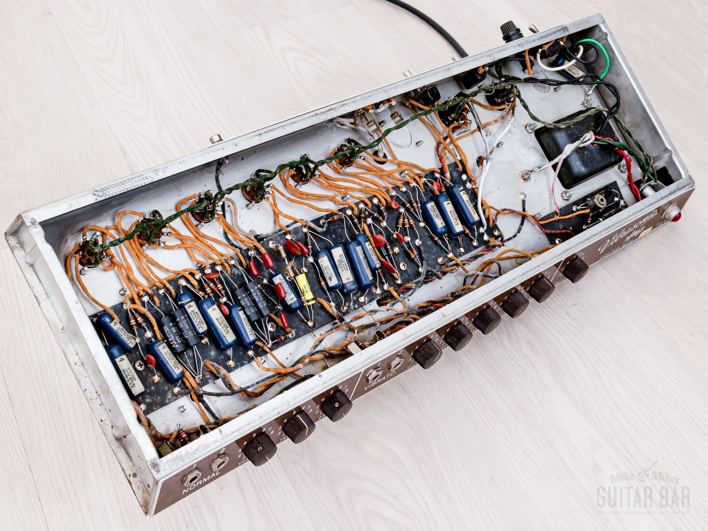 1961 Fender Vibrasonic Brown Panel Vintage Tube Amp 6G13-A 1x15 JBL D1