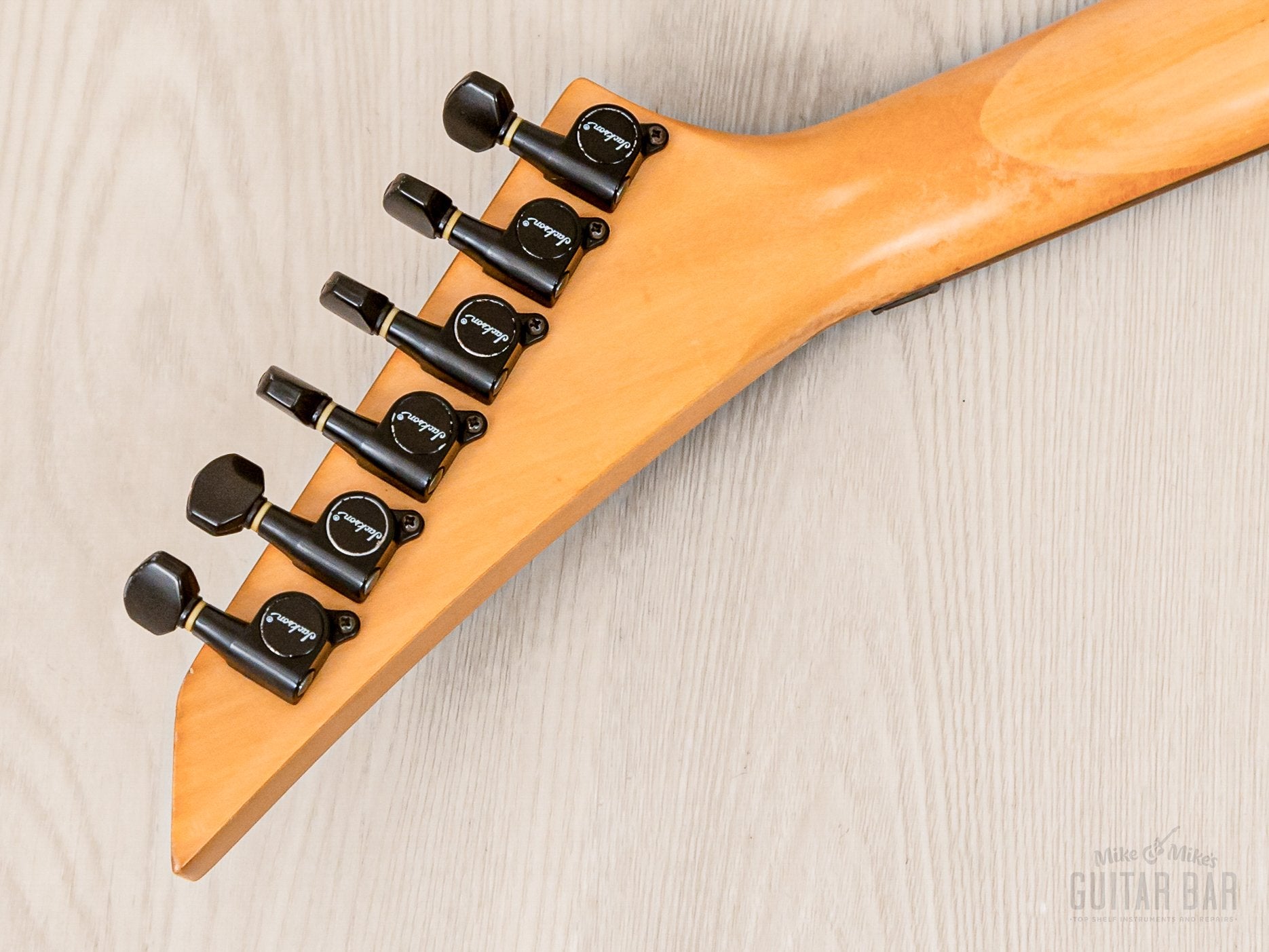 1990 Charvel Jackson DK-065-SSH Vintage Superstrat Black, Japan Model