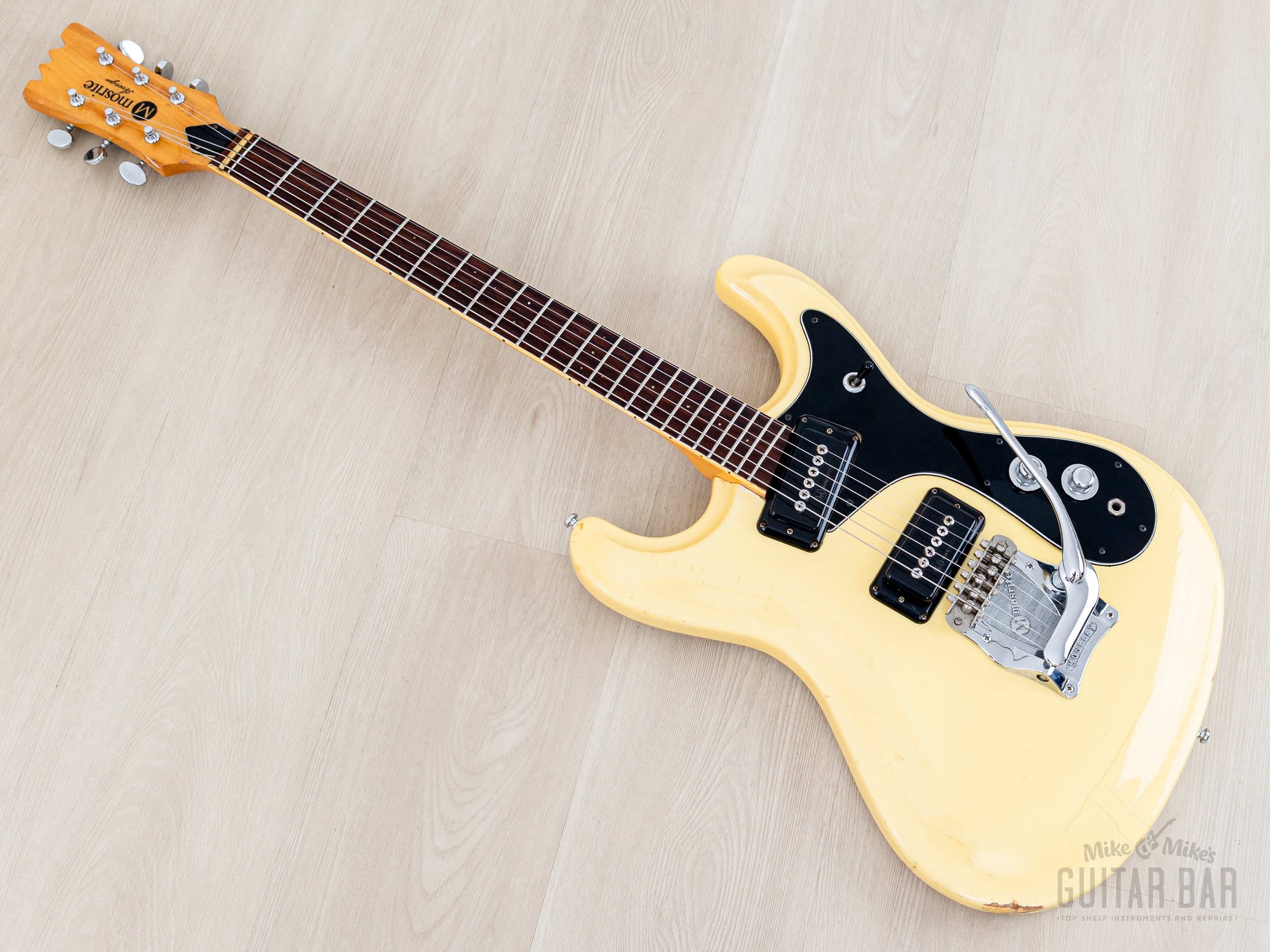 1970s Mosrite Ventures Model “Avenger” Vintage Electric Guitar White w