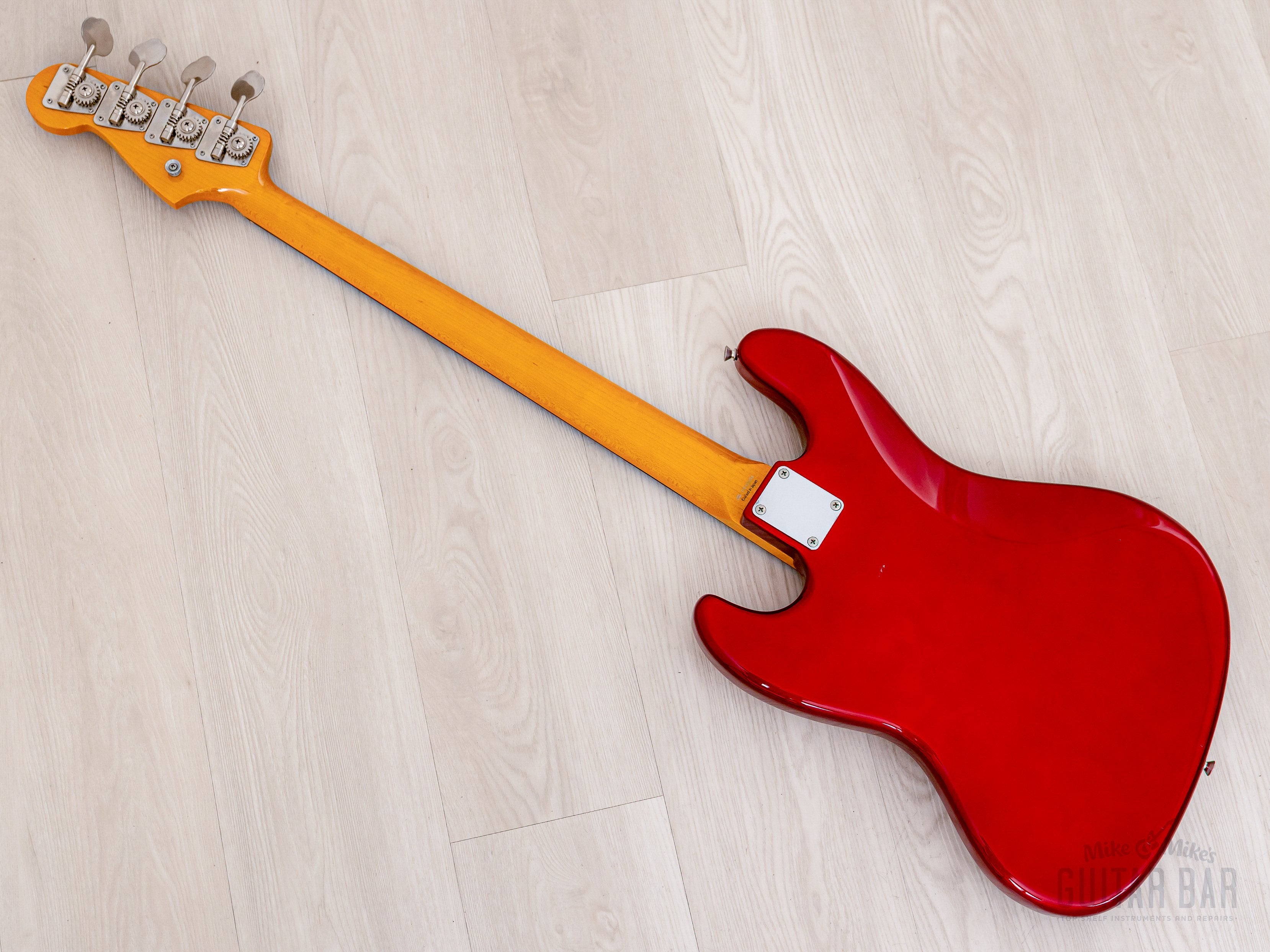 2002 Fender Jazz Bass '62 Vintage Reissue JB62-75US Candy Apple Red w/