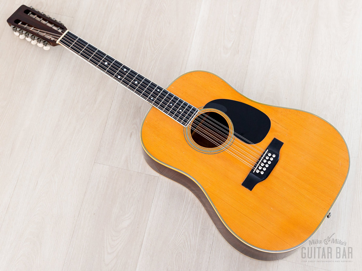 1968 Martin D12-35 12-string - body angle