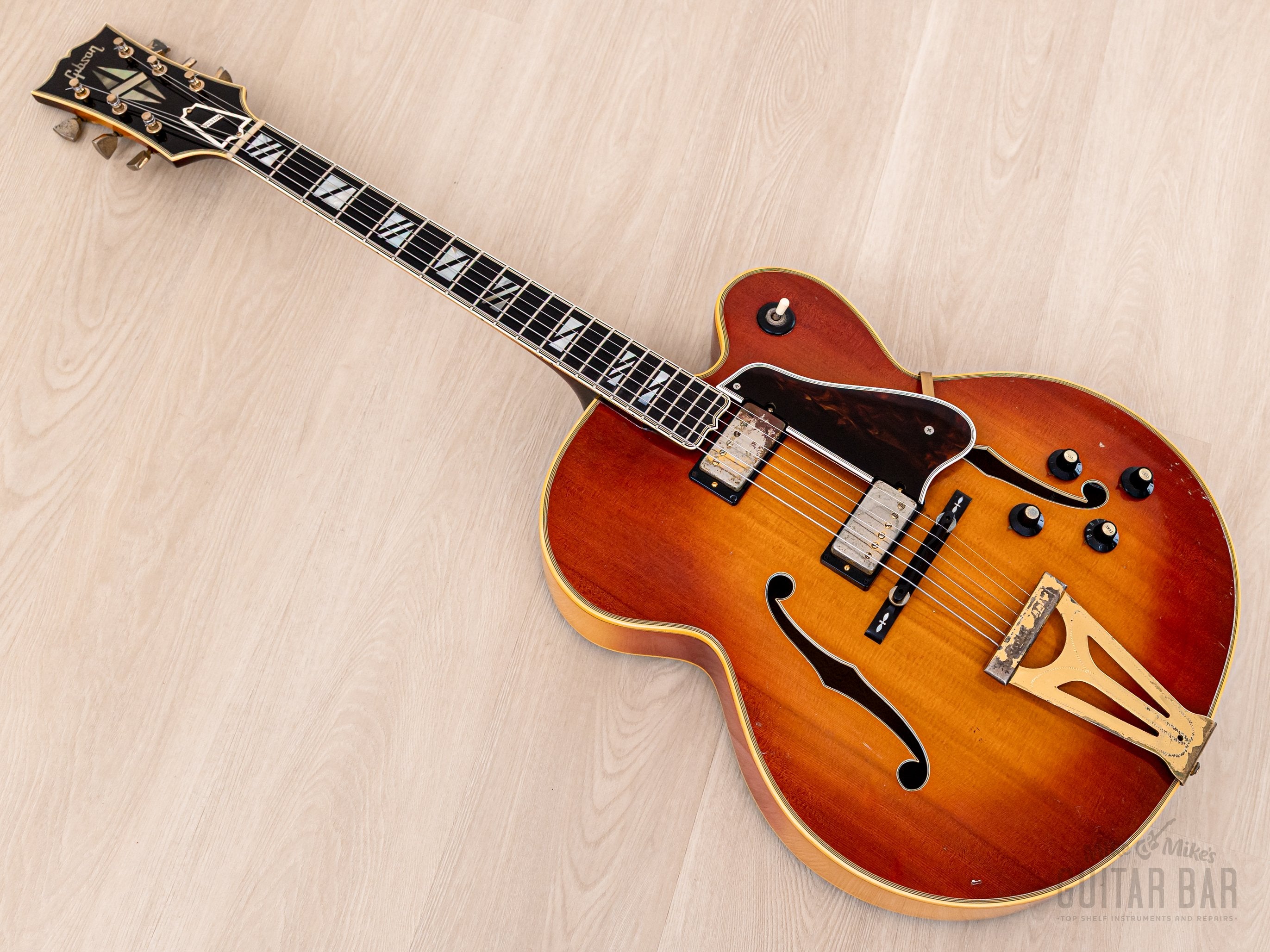 1970 Gibson Super 400 CES Vintage Archtop Electric Guitar Sunburst w/ T Tops, 1 11/16