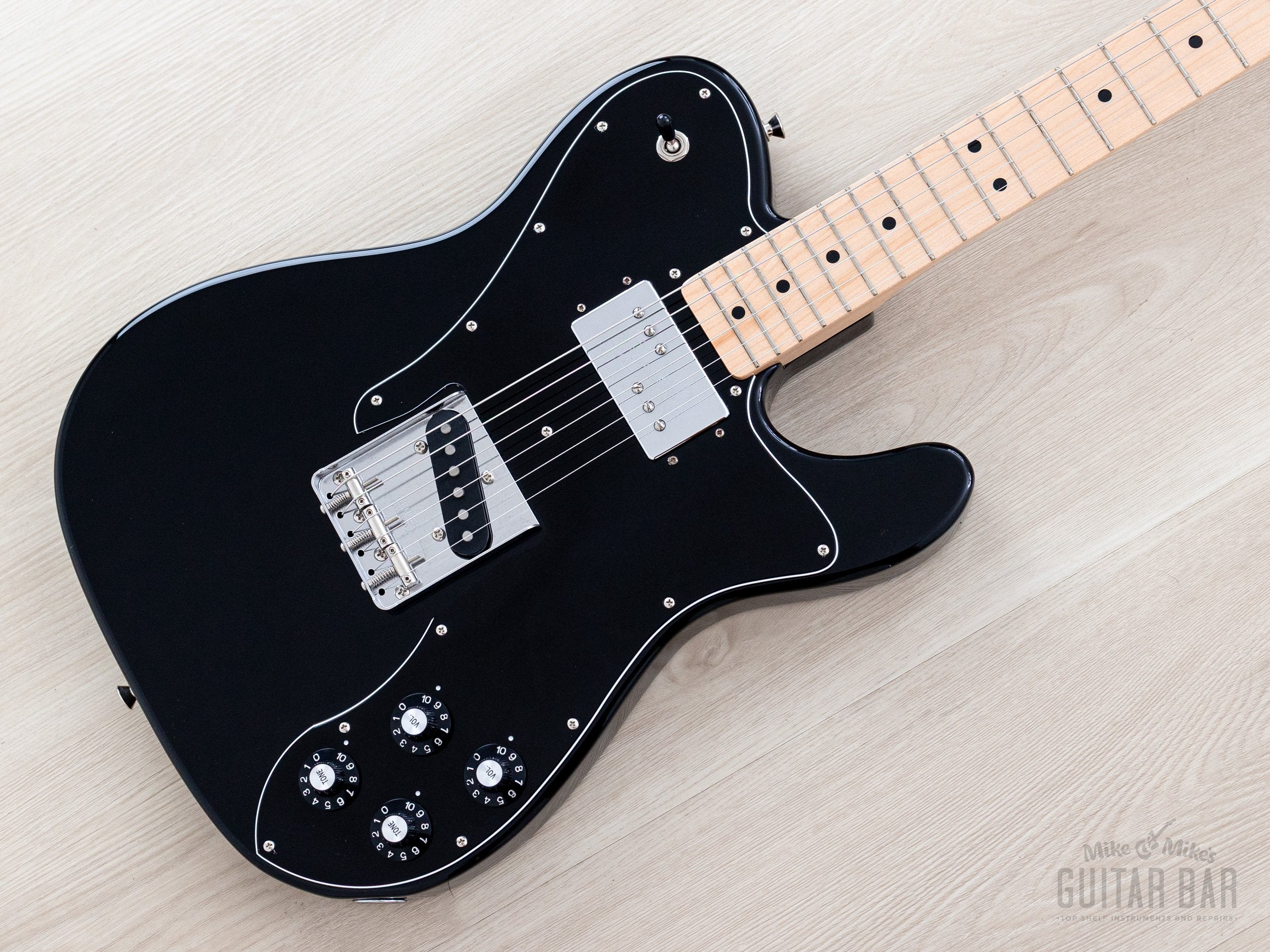 2022 Fender Traditional '70s Telecaster Custom Black Ash Body w/ Wide