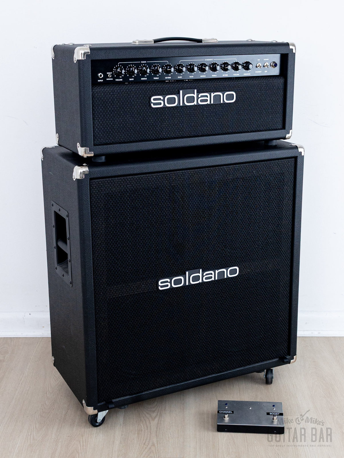 2007 Soldano Lucky 13 head and 4x12 cab with footswitch