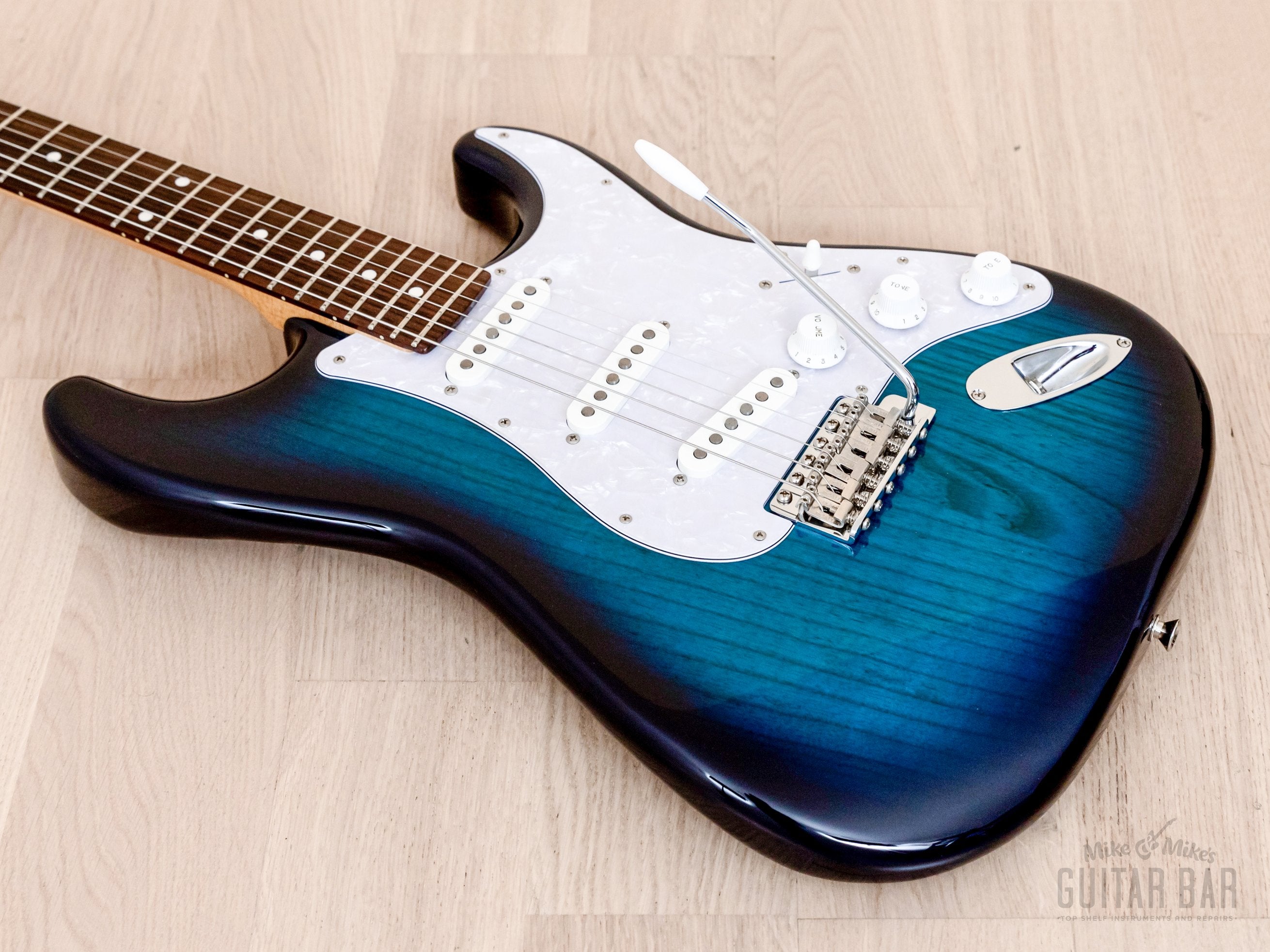 2014 Tokai Goldstar Sound AST-118 S-Style Electric Guitar Ash Body Blue Burst, Japan