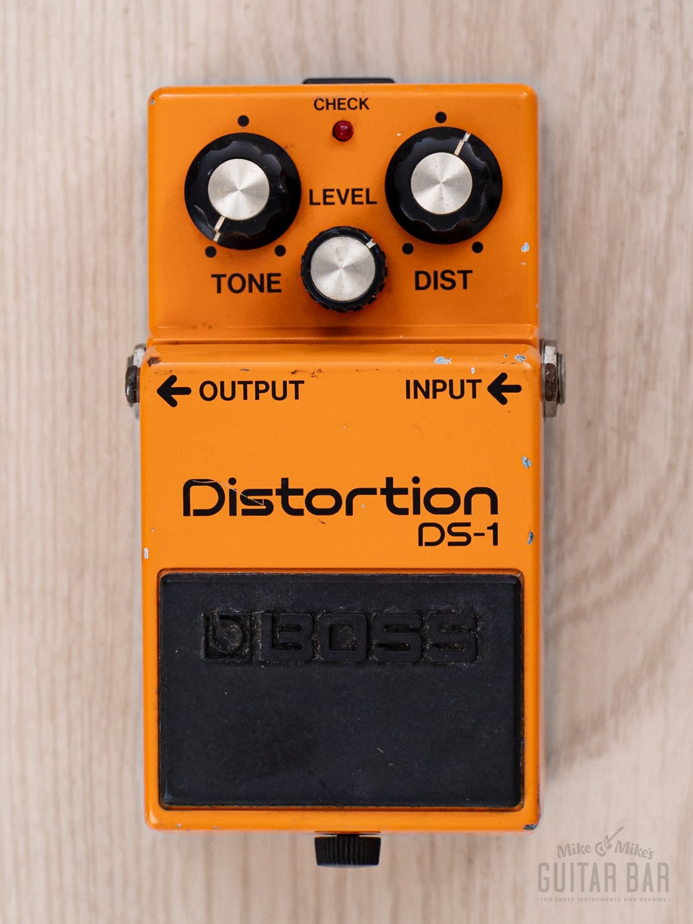 1986 Boss DS-1 Distortion Vintage Effects Pedal, Black Label Japan