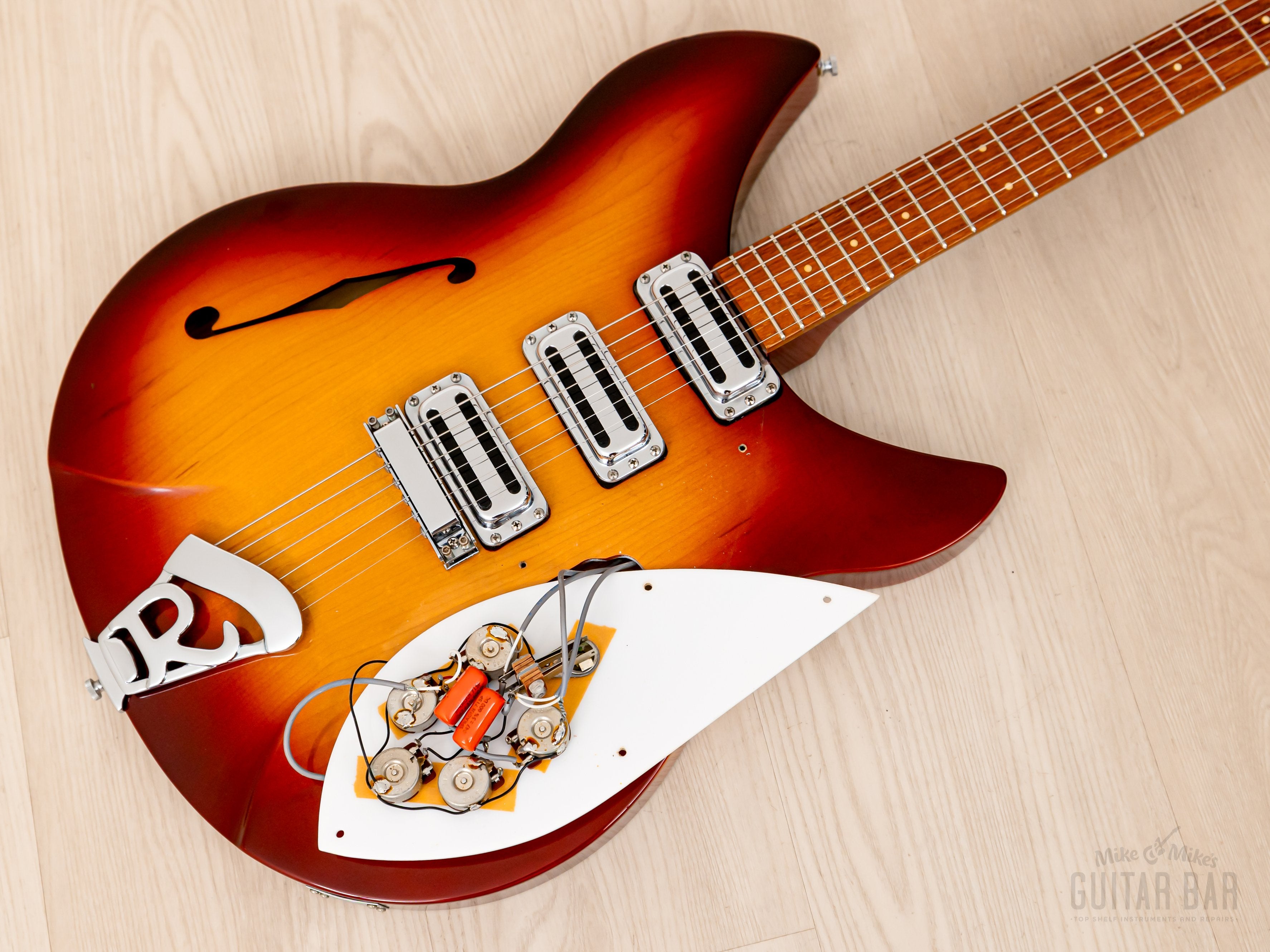 1987 Rickenbacker 1998PT Pete Townshend Signature Rose Morris Model Fi