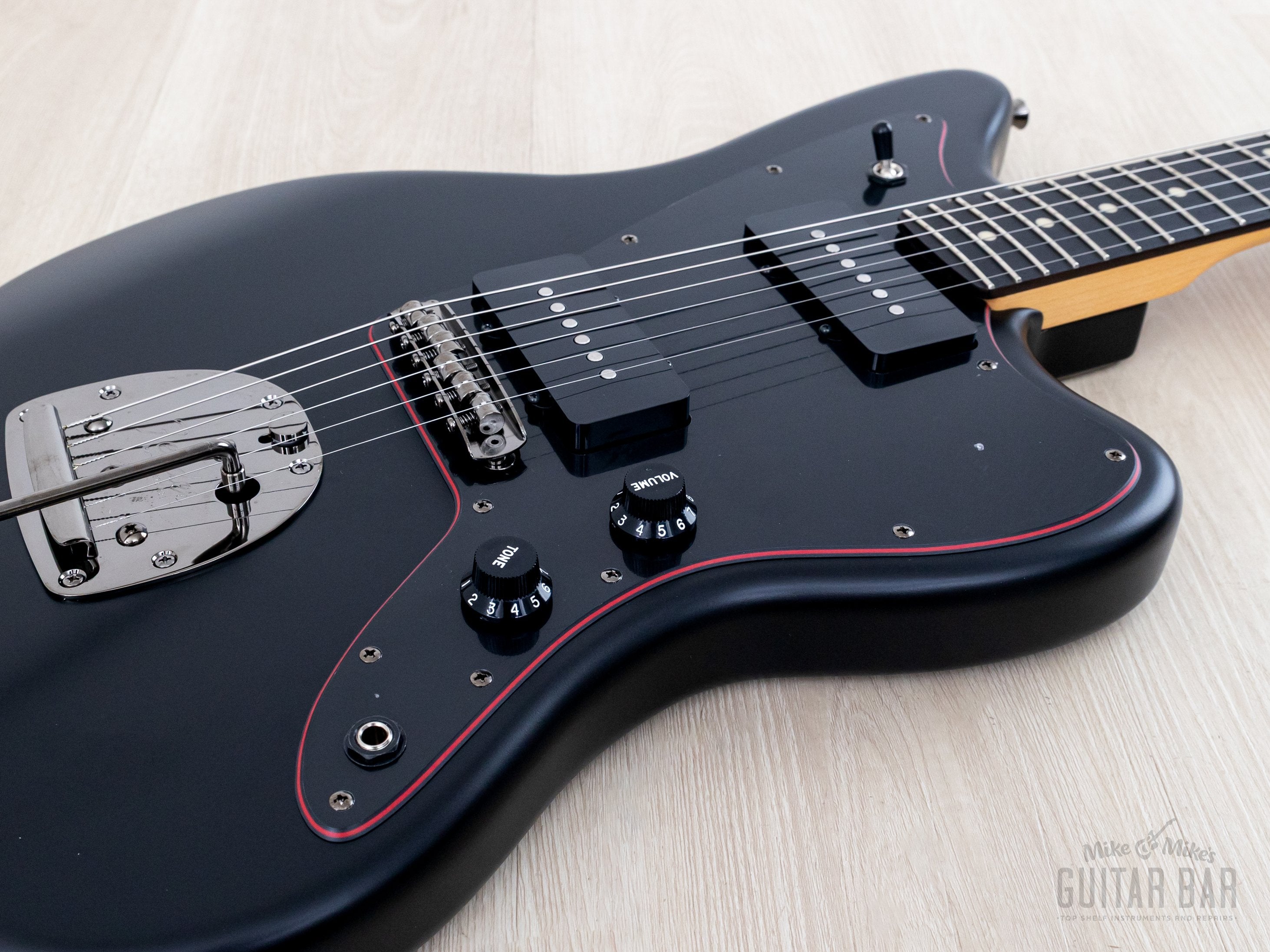 2025 Fender Limited Hybrid II Noir Jazzmaster Matte Black w/ Black Har