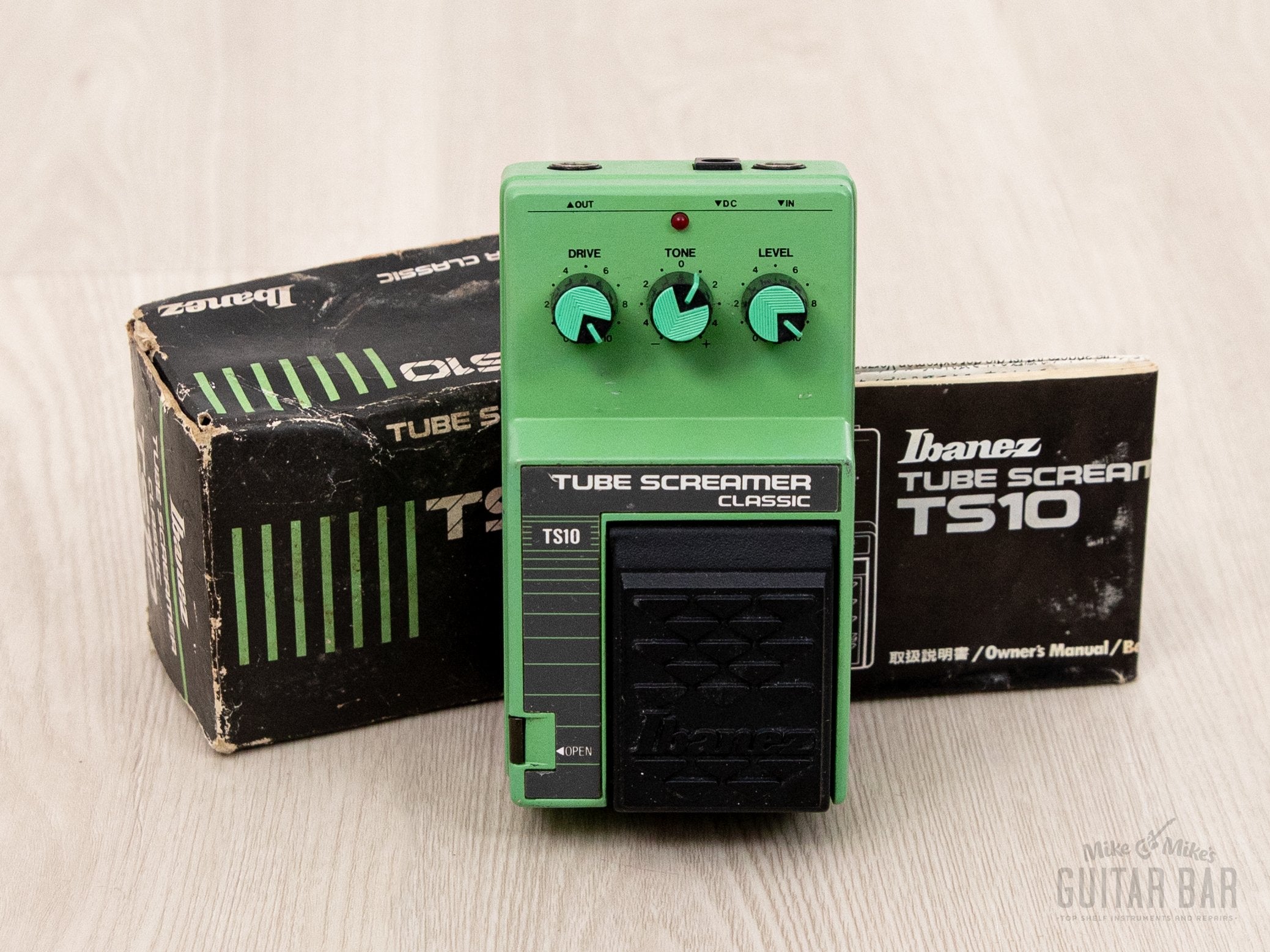 1980s Ibanez TS10 Tube Screamer Classic Vintage Overdrive Effects Pedal, Near-Mint w/ Box, Manual