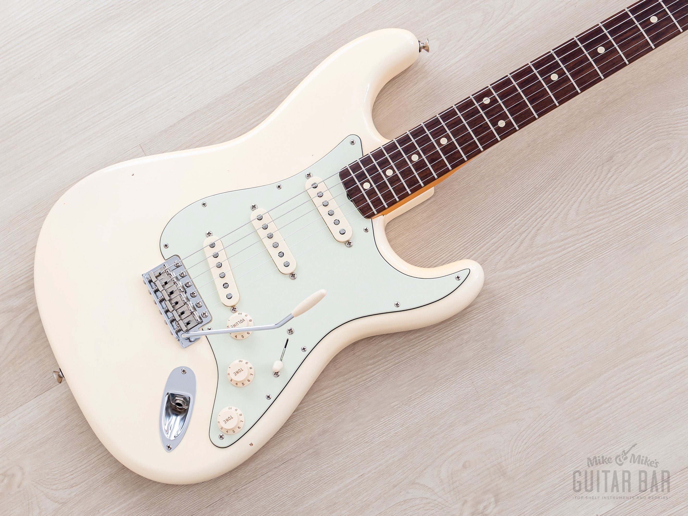 2012 Fender American Vintage '62 Stratocaster Olympic White 100% Origi