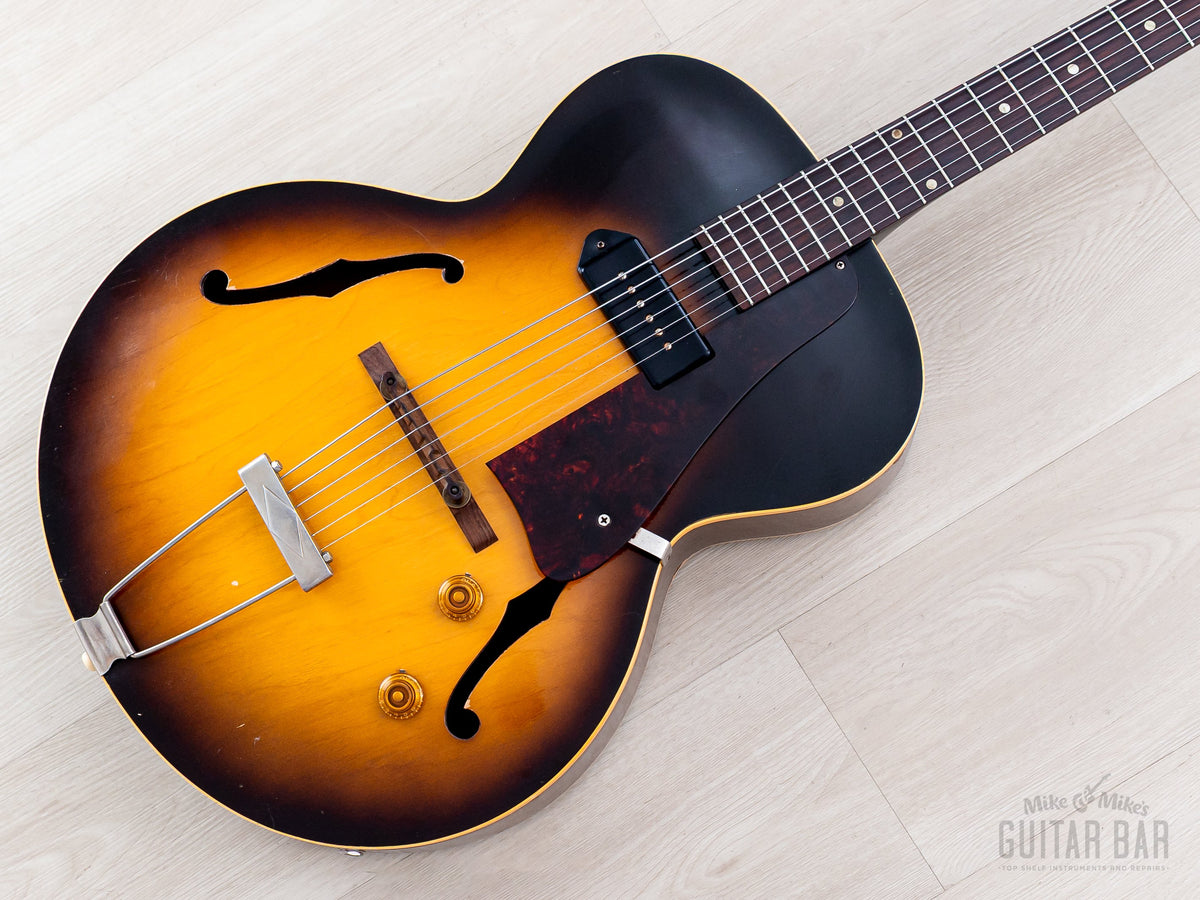 1956 Gibson ES-125 Sunburst - body front angle