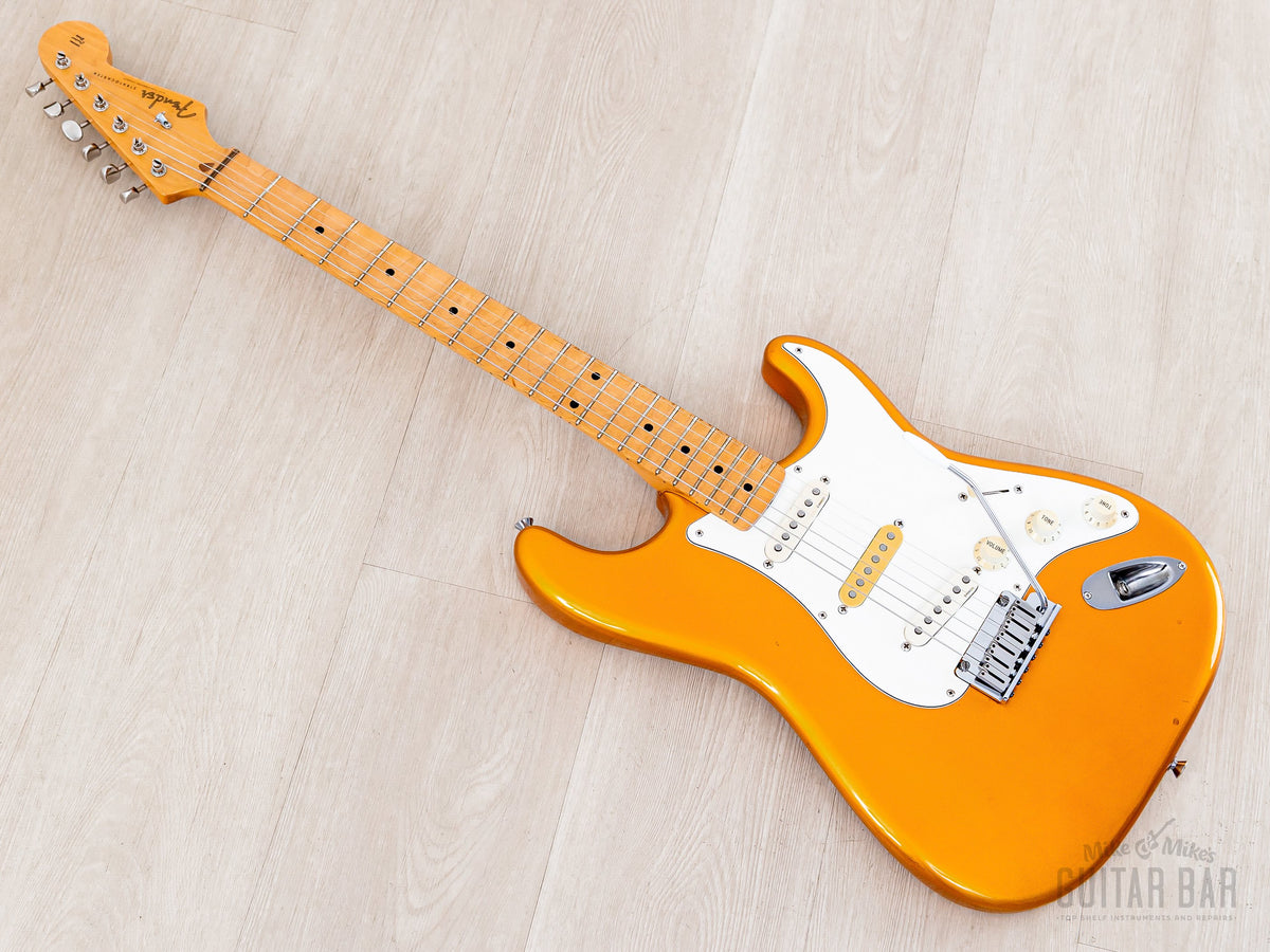 1991 Fender Order Made Yngwie Malmsteen Strat Gold, front angled full view