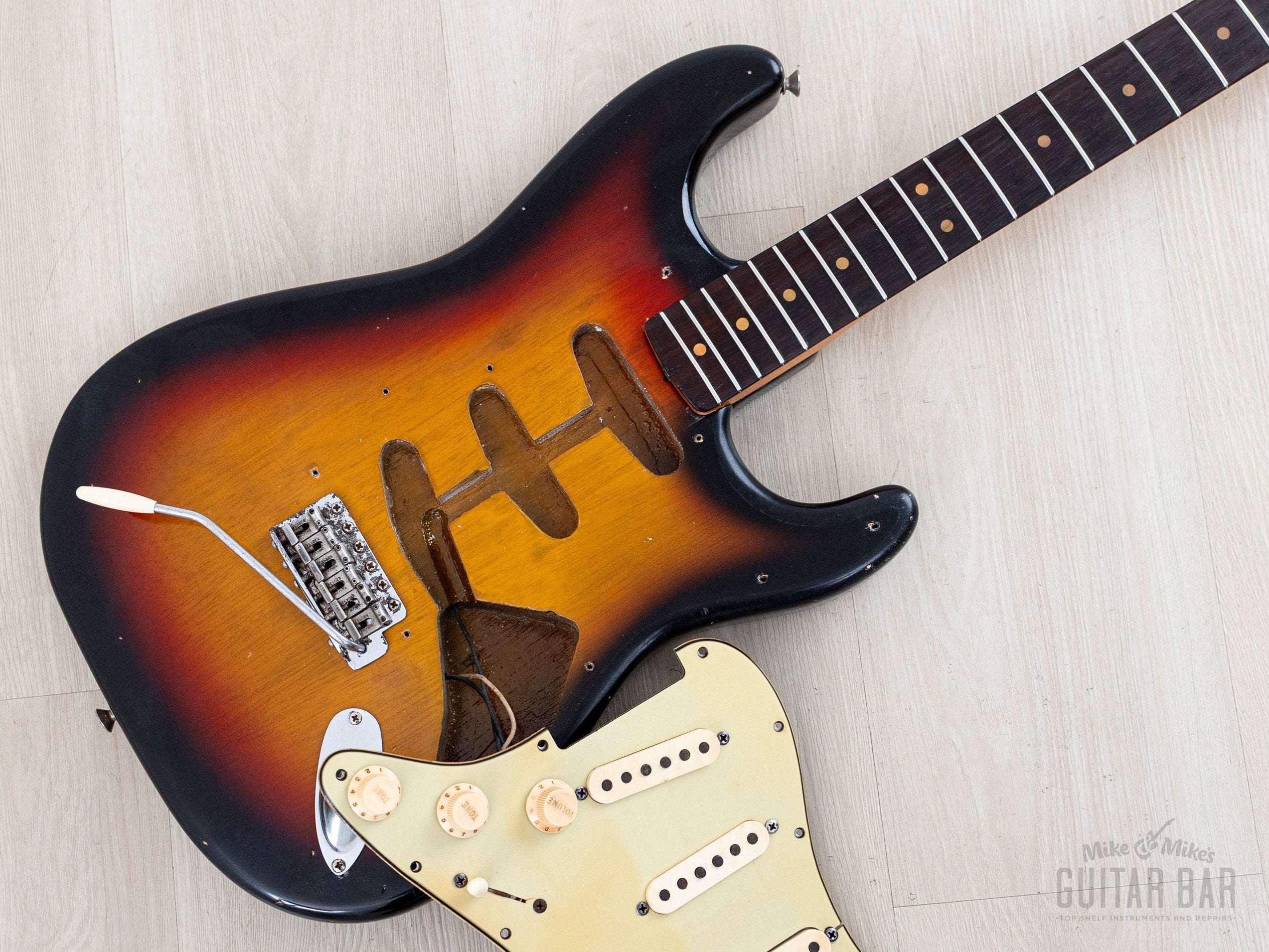 1963 Fender Stratocaster Korina Pre-CBS Vintage Guitar Sunburst w/ Cas