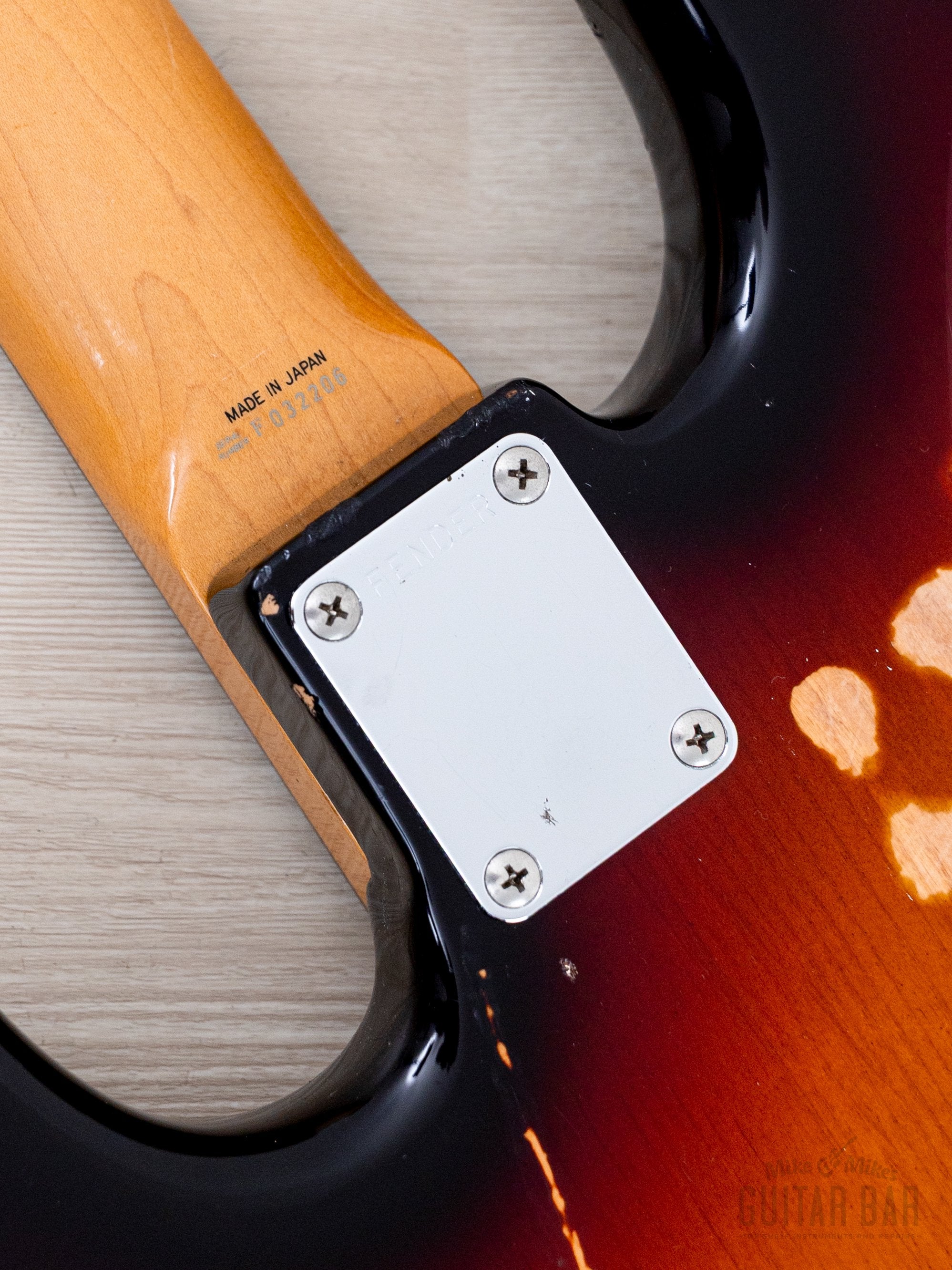 1989 Fender Jazz Bass '62 Vintage Reissue JB62-95 Sunburst Lacquer w/