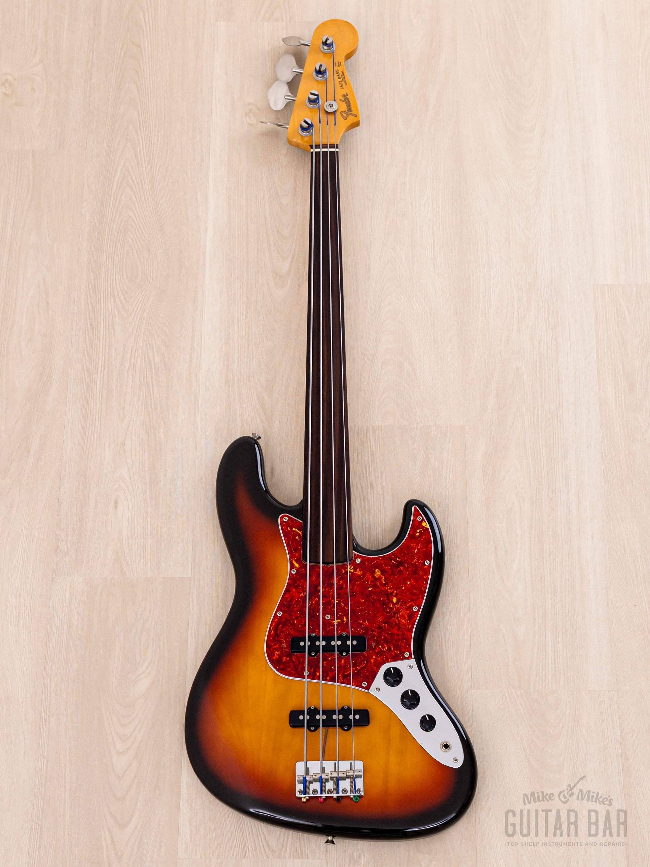 1990 Fender Jazz Bass Fretless ‘62 Vintage Reissue JB62-60FL Sunburst, Near-Mint, Japan MIJ Fujigen