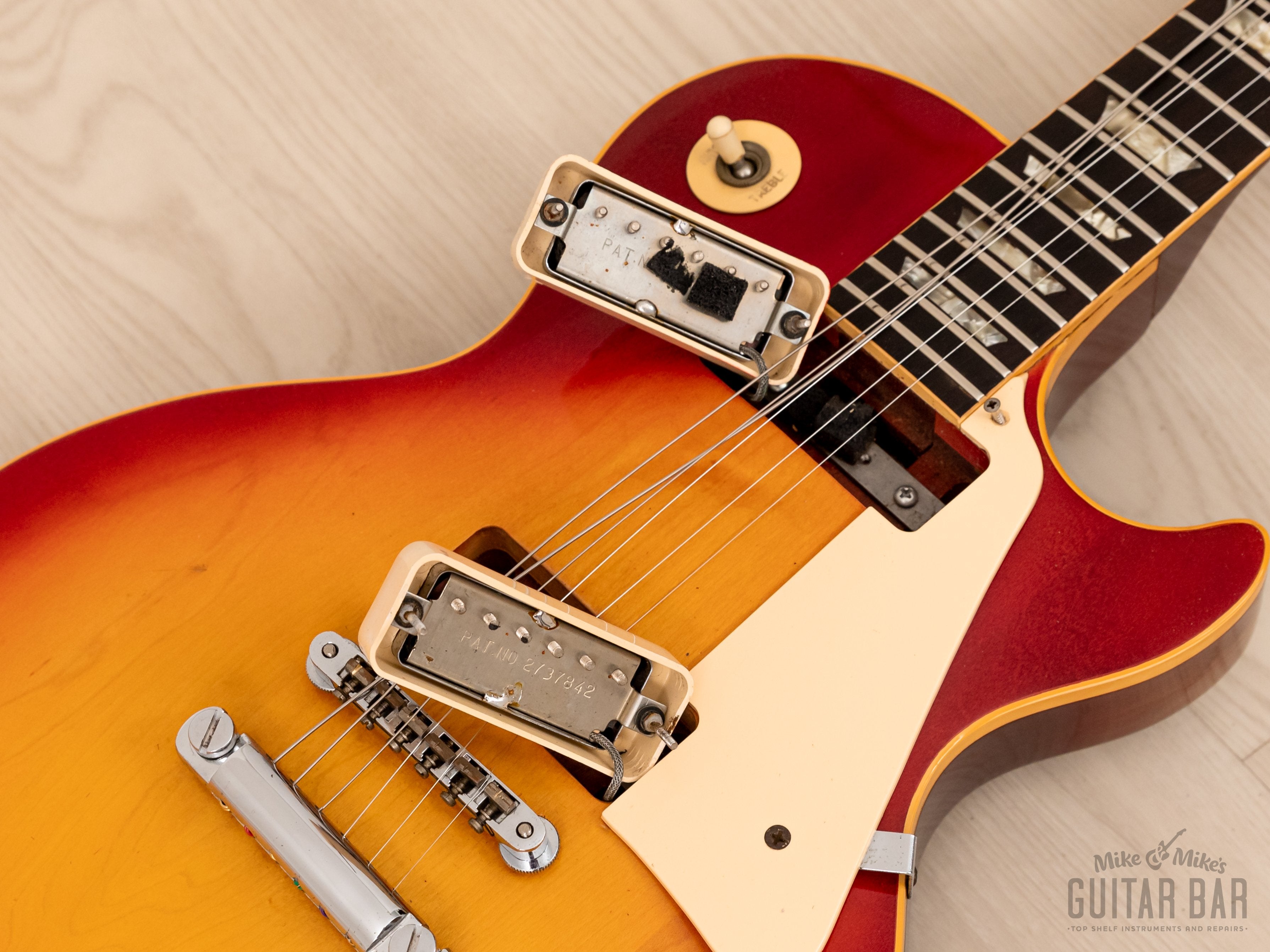 1974 Gibson Les Paul Deluxe Vintage Guitar Cherry Sunburst w/ Case