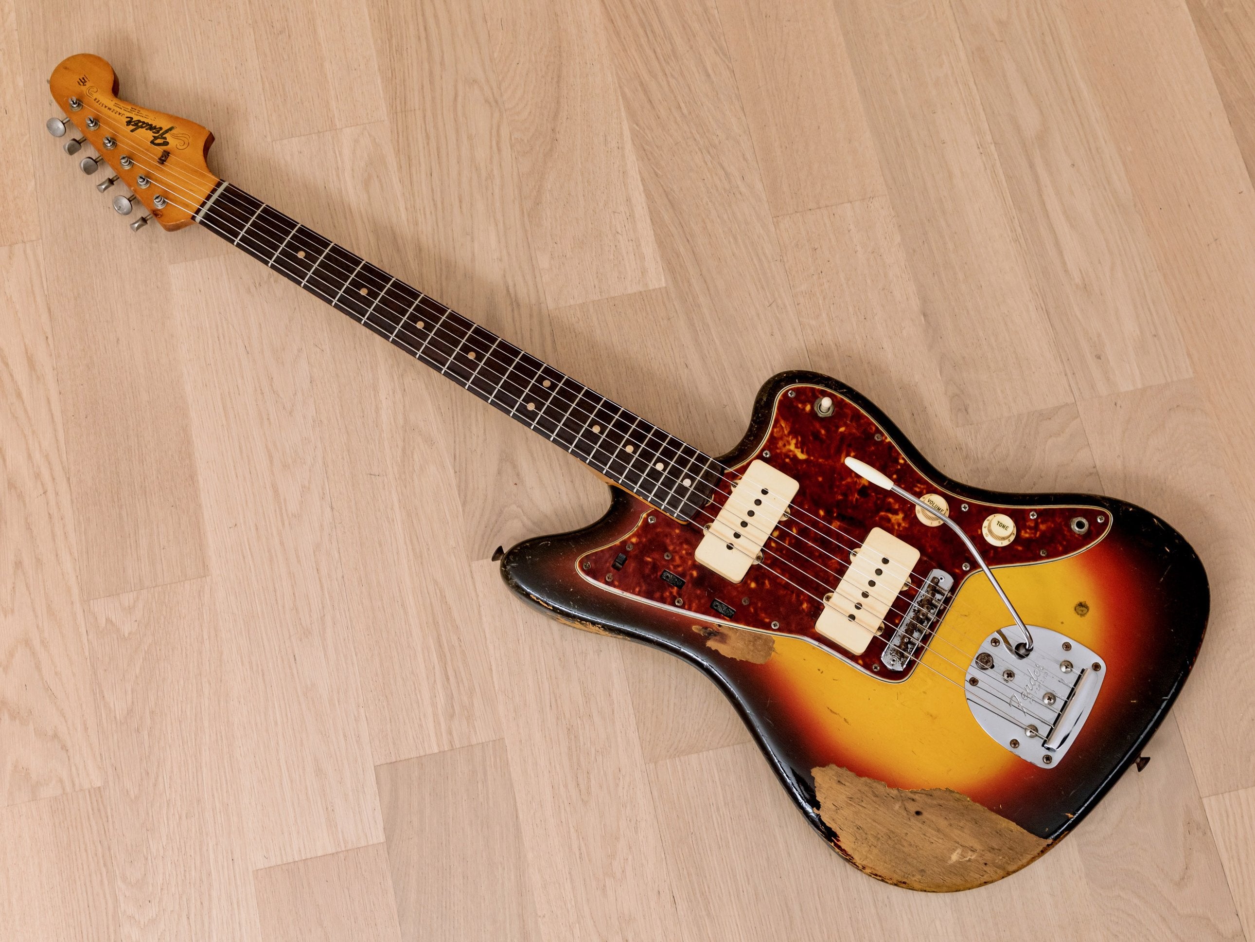 1965 Fender Jazzmaster Vintage Electric Guitar Sunburst w/ Case