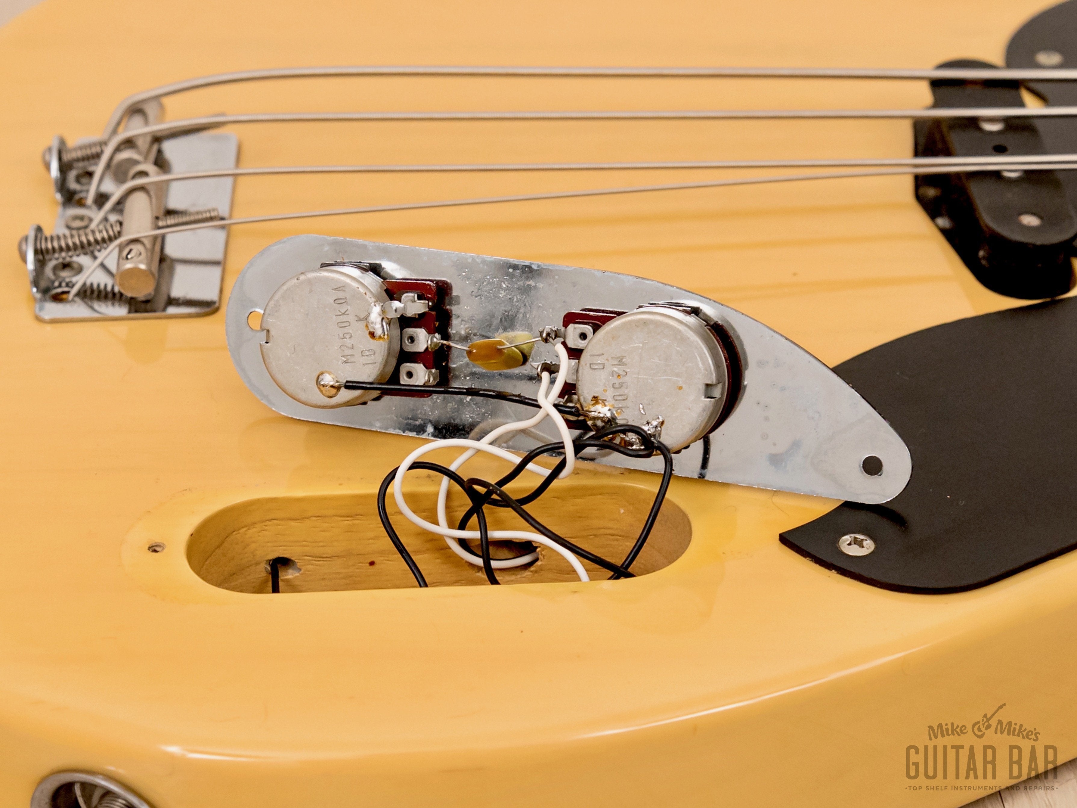 1991 Fender Precision Bass '51 Vintage Reissue Model OPB-51DM w/ USA  Pickup, G&G Case, Japan MIJ Fujigen