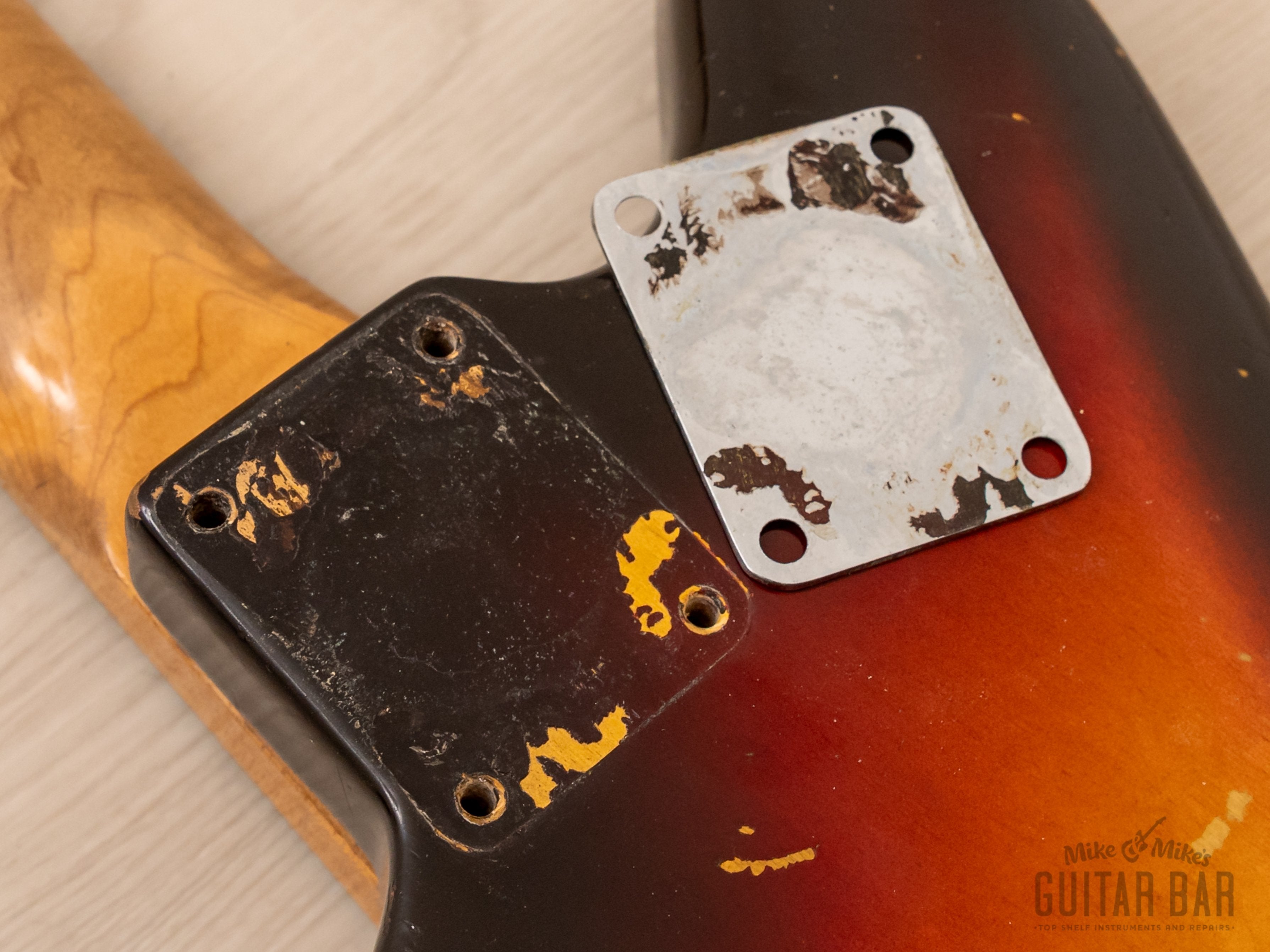 1961 Fender Jazzmaster Pre-CBS Vintage Offset Guitar Sunburst 100% Original w/ Case