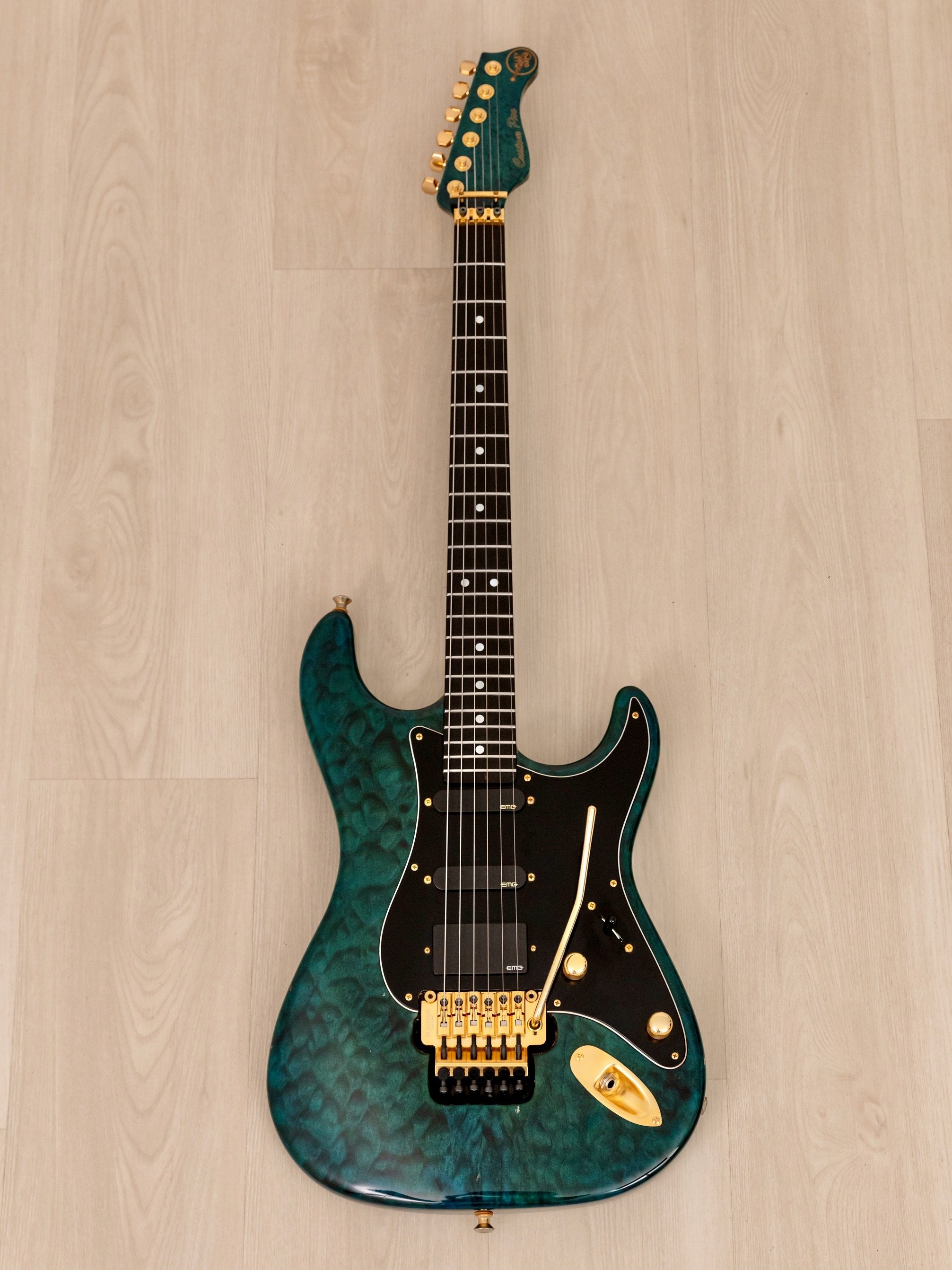 高品質2024X011. Valley Arts Guitar Custom Pro バレーアーツギター フロイドローズ シリアル#VA0359 ハードケース付属 その他