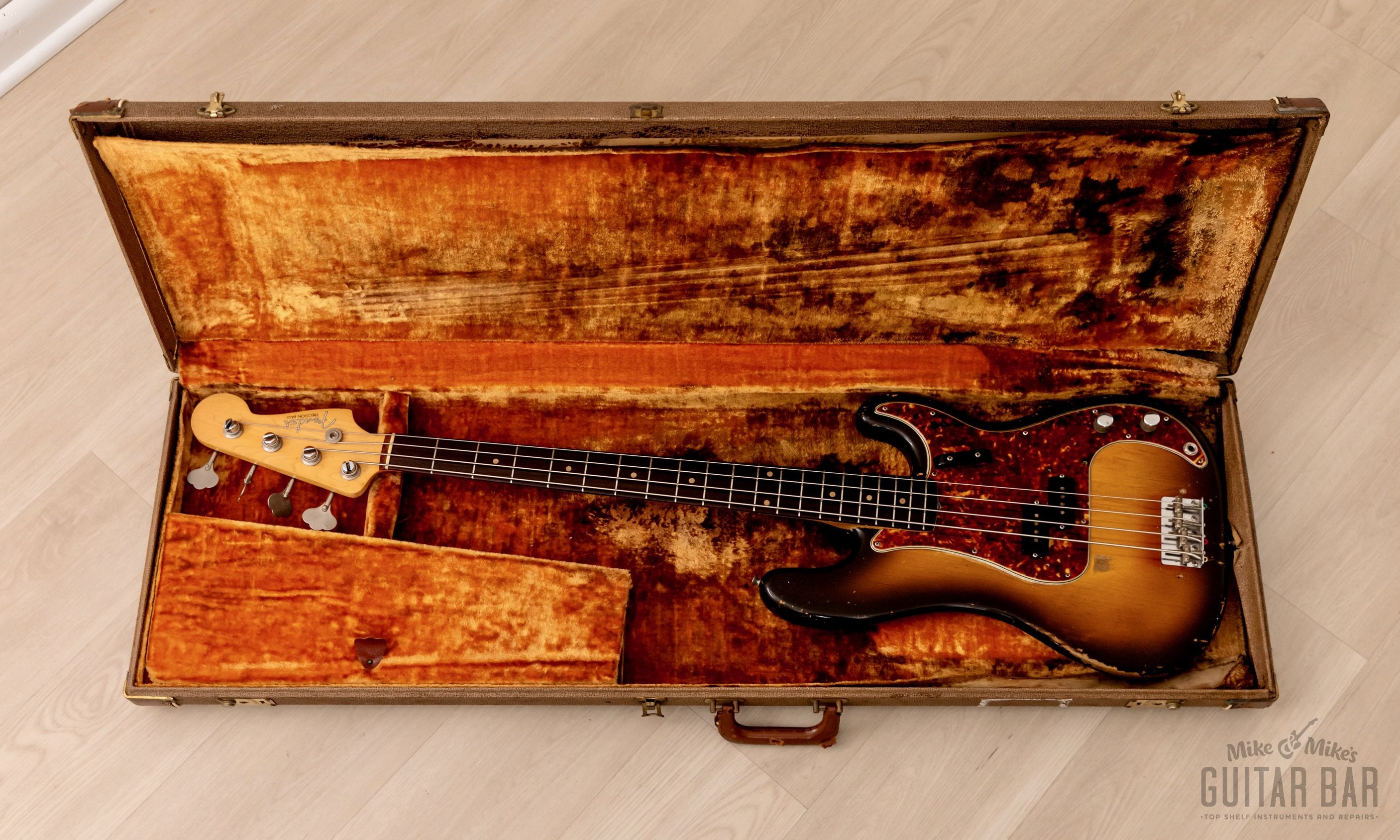 1959 Fender Precision Bass Vintage Pre-CBS Sunburst w/ Case