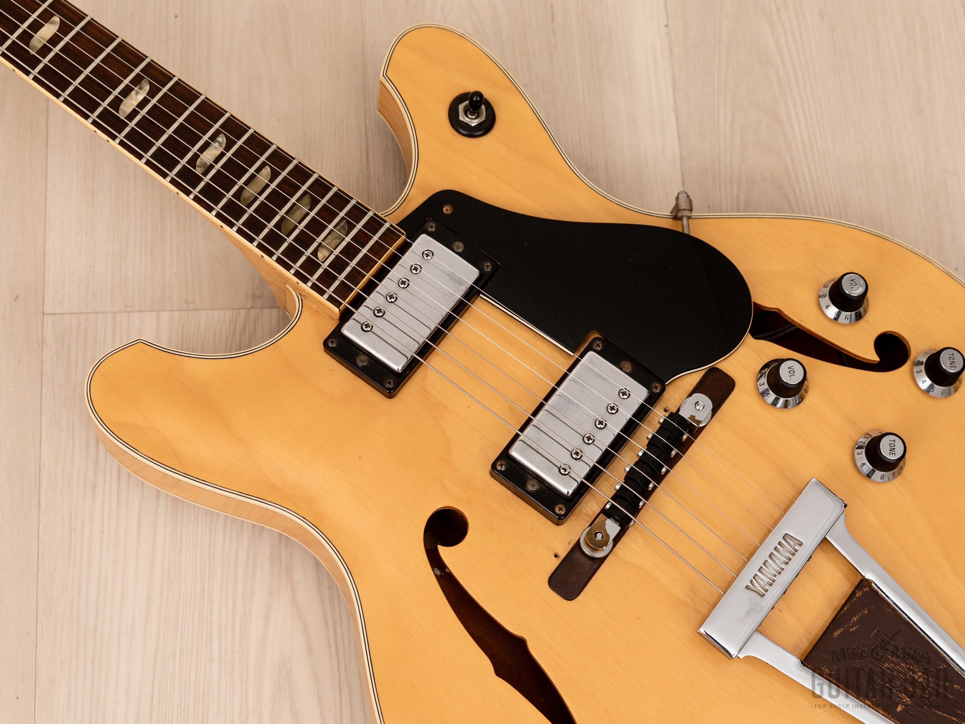 1974 Yamaha SA-60 Super Axe Vintage Semi-Hollow Electric Guitar Natural w/ Case, Hangtag