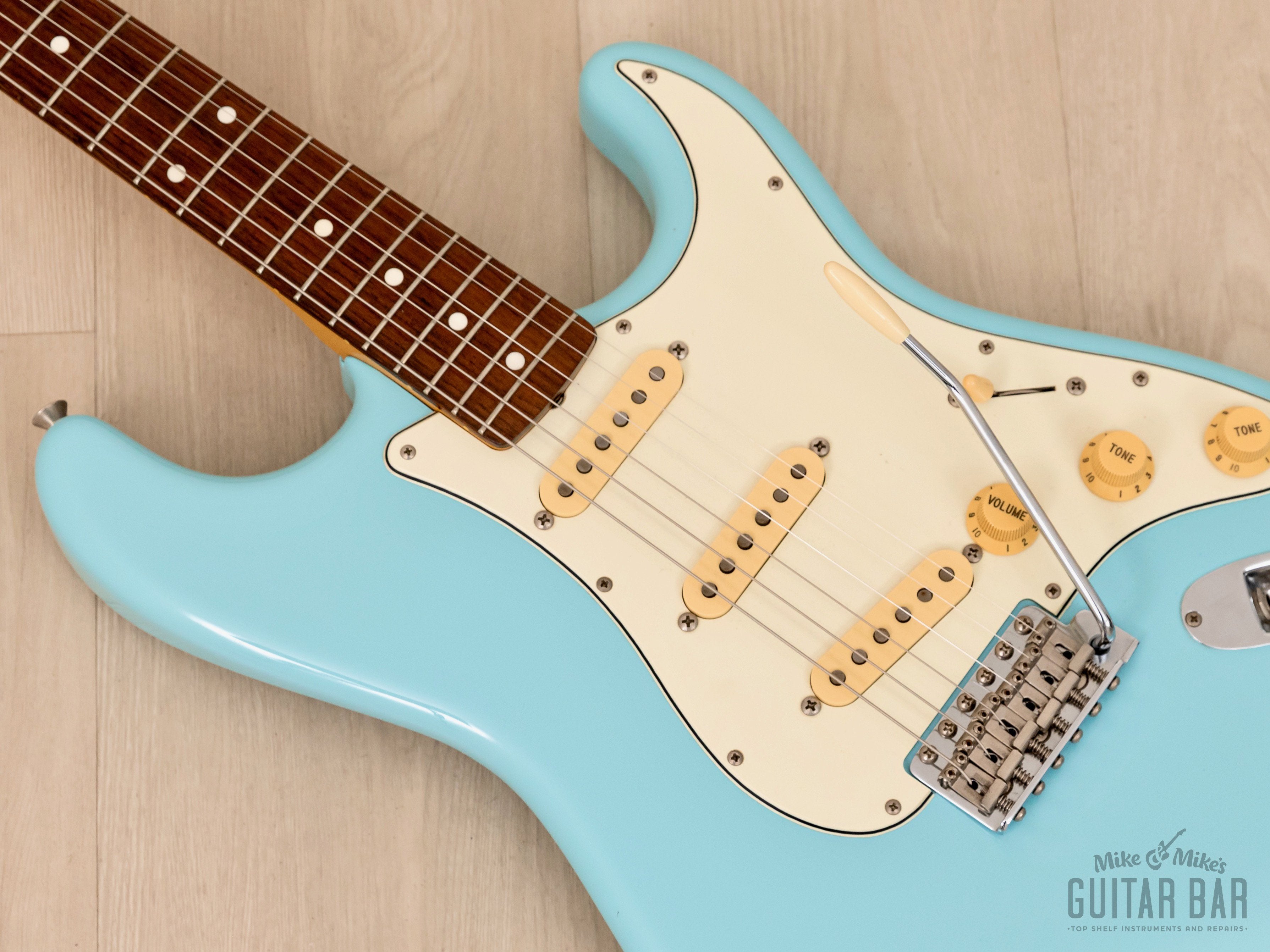 2008 Fender Stratocaster ‘62 Vintage Reissue ST62-US Daphne Blue w/ American Vintage 57/62 Pickups, Japan CIJ