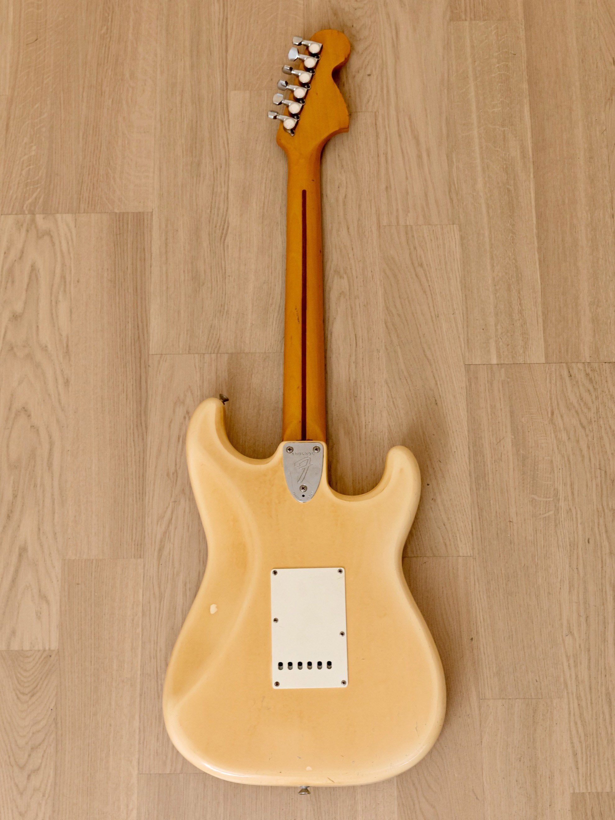 1983 Fender Stratocaster '72 Vintage Reissue ST72-70R Olympic White, Left Handed, Japan MIJ