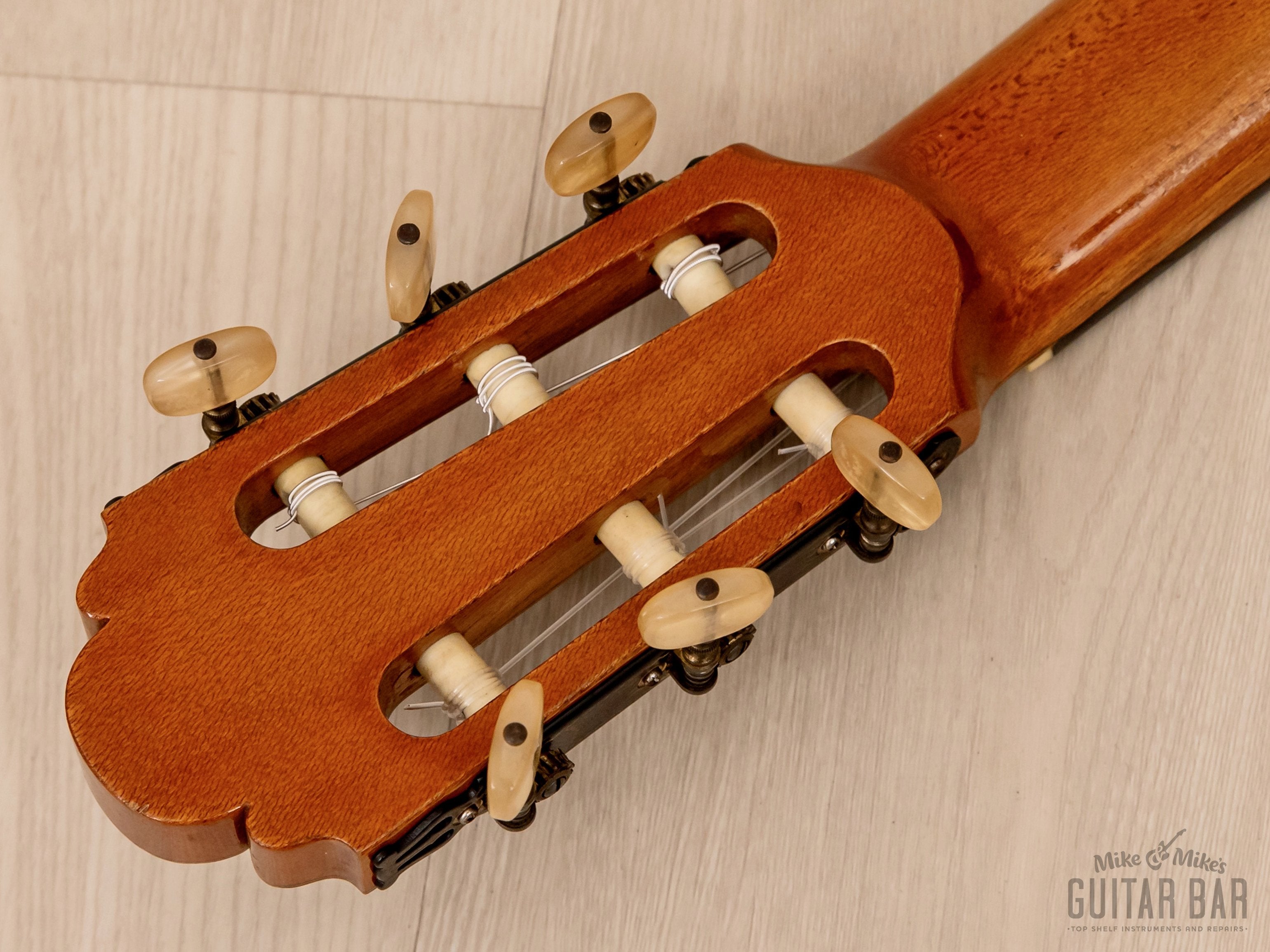1969 Masaru Kohno No. 6 Vintage Classical Guitar Nylon String, Spruce + Rosewood w/ Case