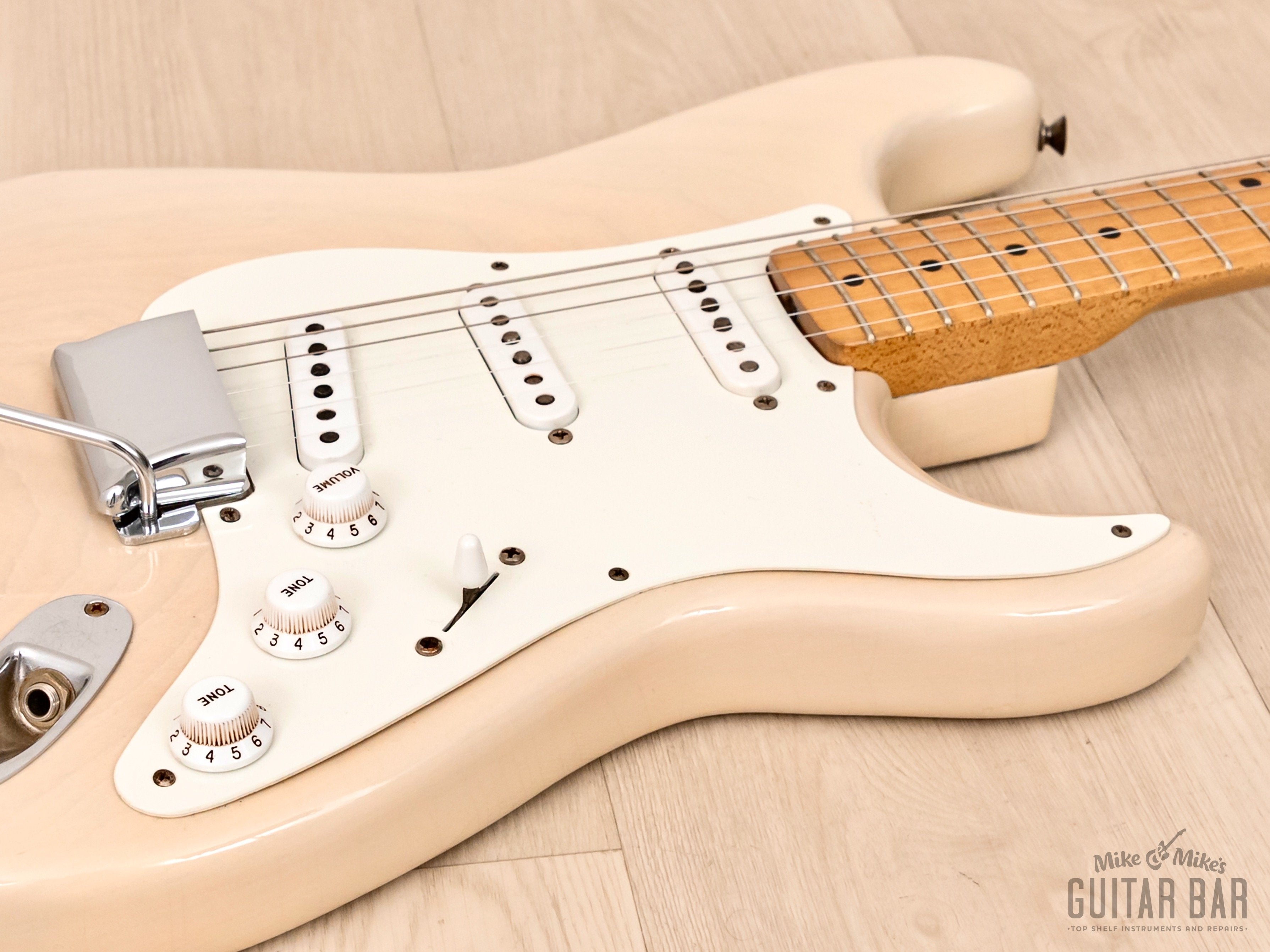 1955 Fender Stratocaster Vintage Electric Guitar Blonde, One-Piece Ash Body