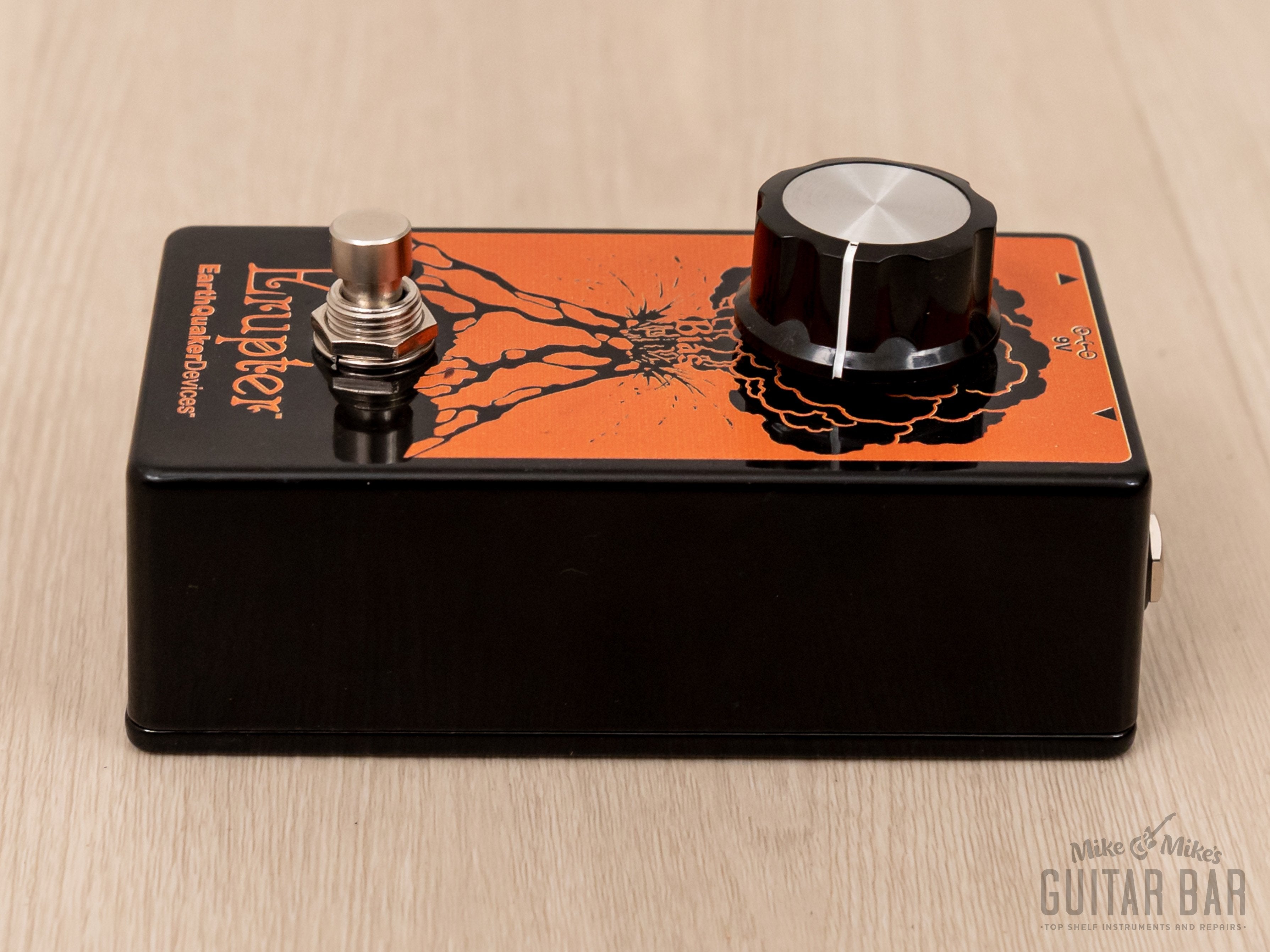 EarthQuaker Devices Erupter Fuzz Guitar Effects Pedal