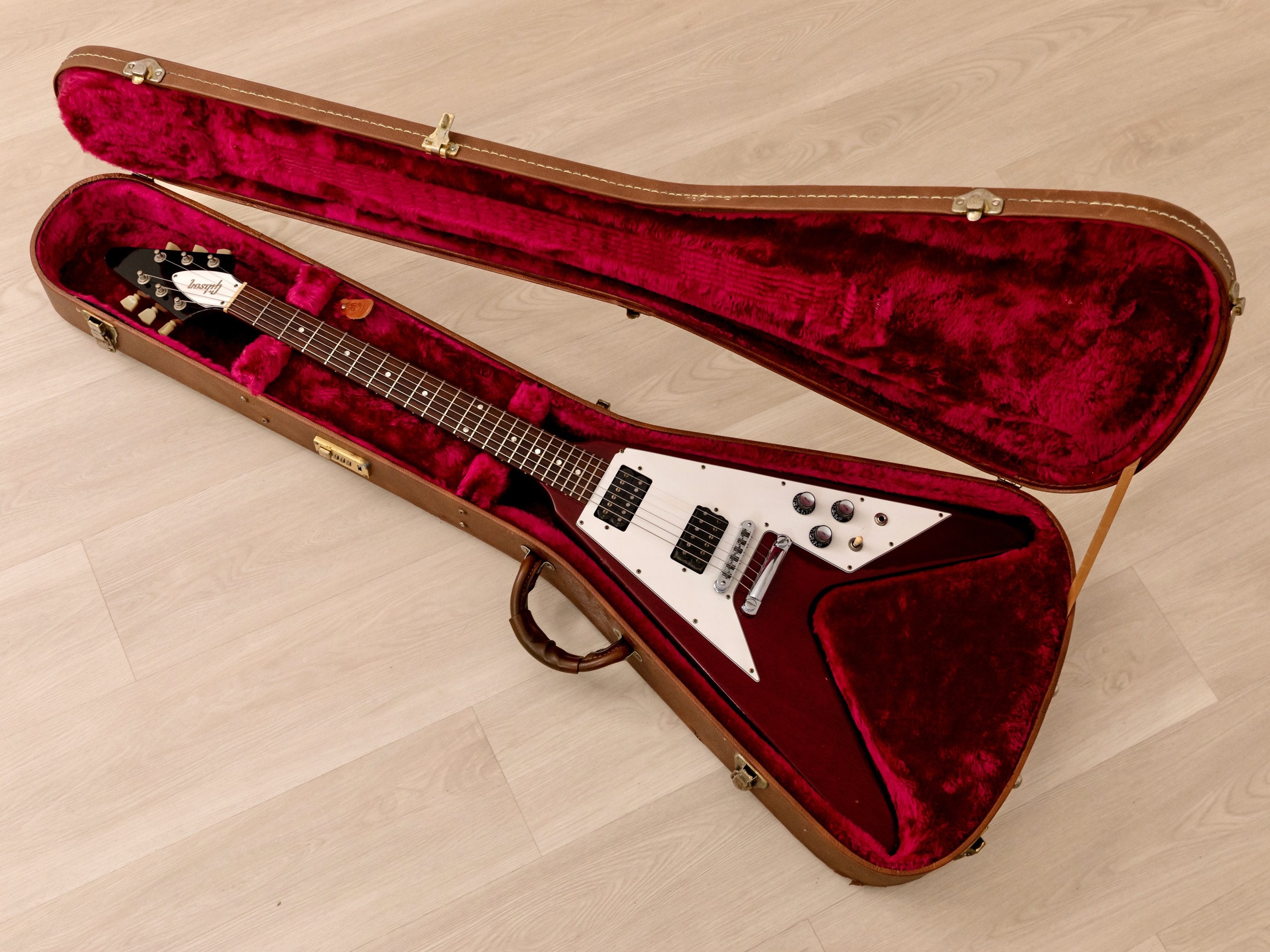 1999 Gibson Flying V '67 Vintage Reissue Electric Guitar Heritage Cherry w/ Case