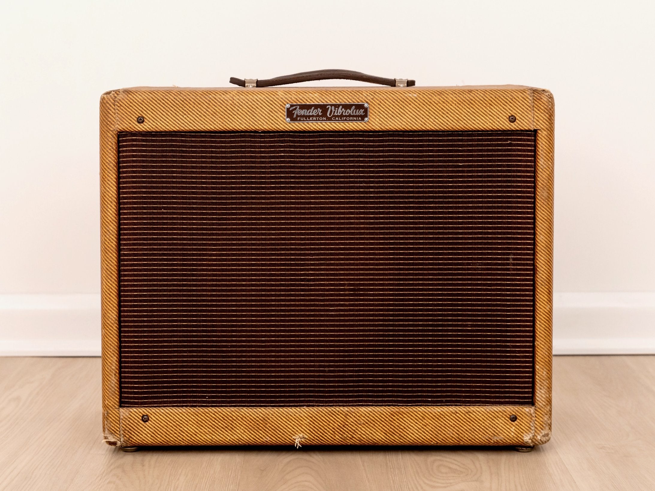 1959 Fender Vibrolux Tweed 5F11 Vintage Tube Guitar Amp w/ Jensen P10R, Vintage Tube Set