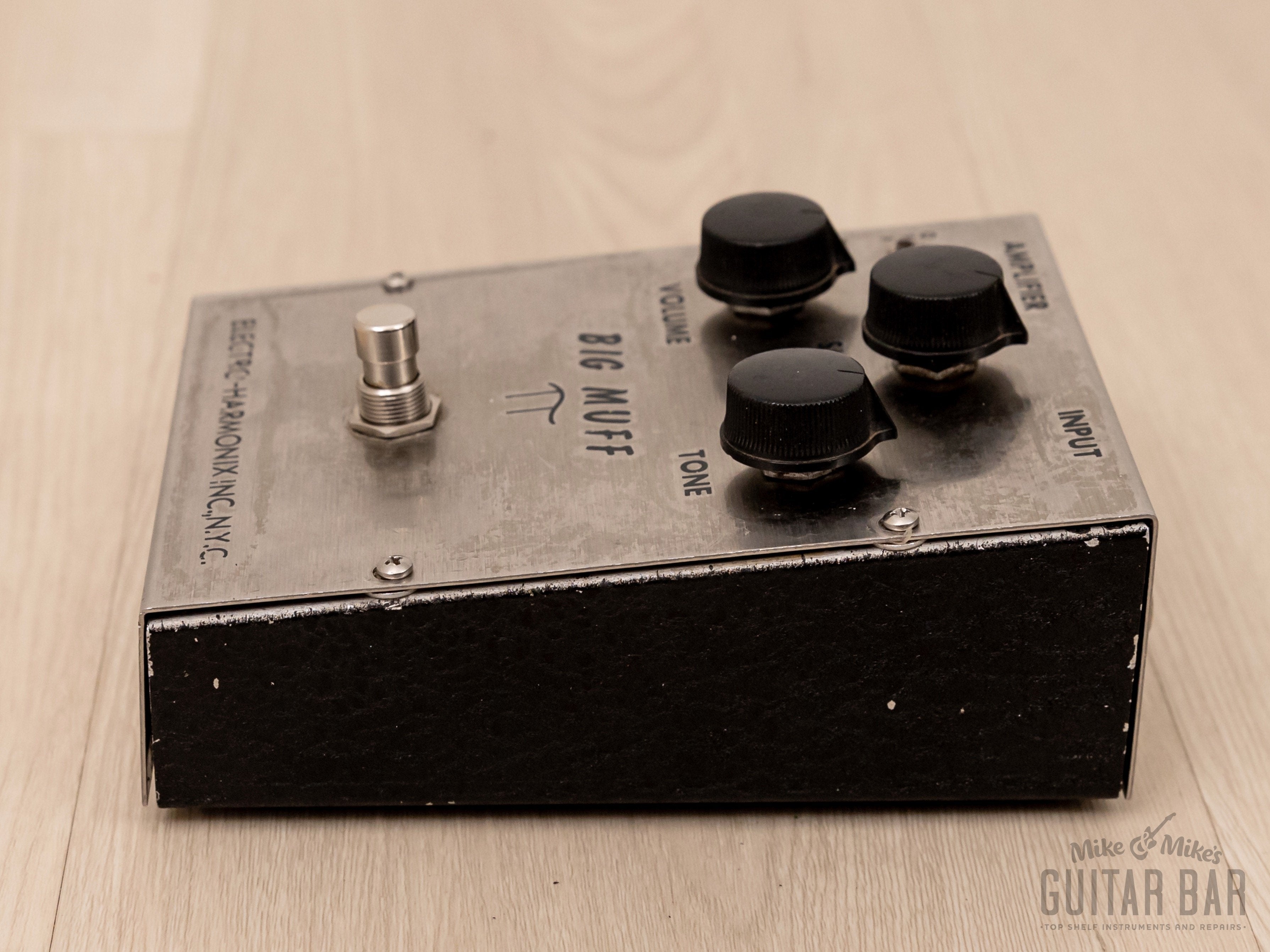 1972 Electro Harmonix Big Muff Triangle V1 Vintage Fuzz Guitar Effects Pedal, Fairchild FS37000 Transistors