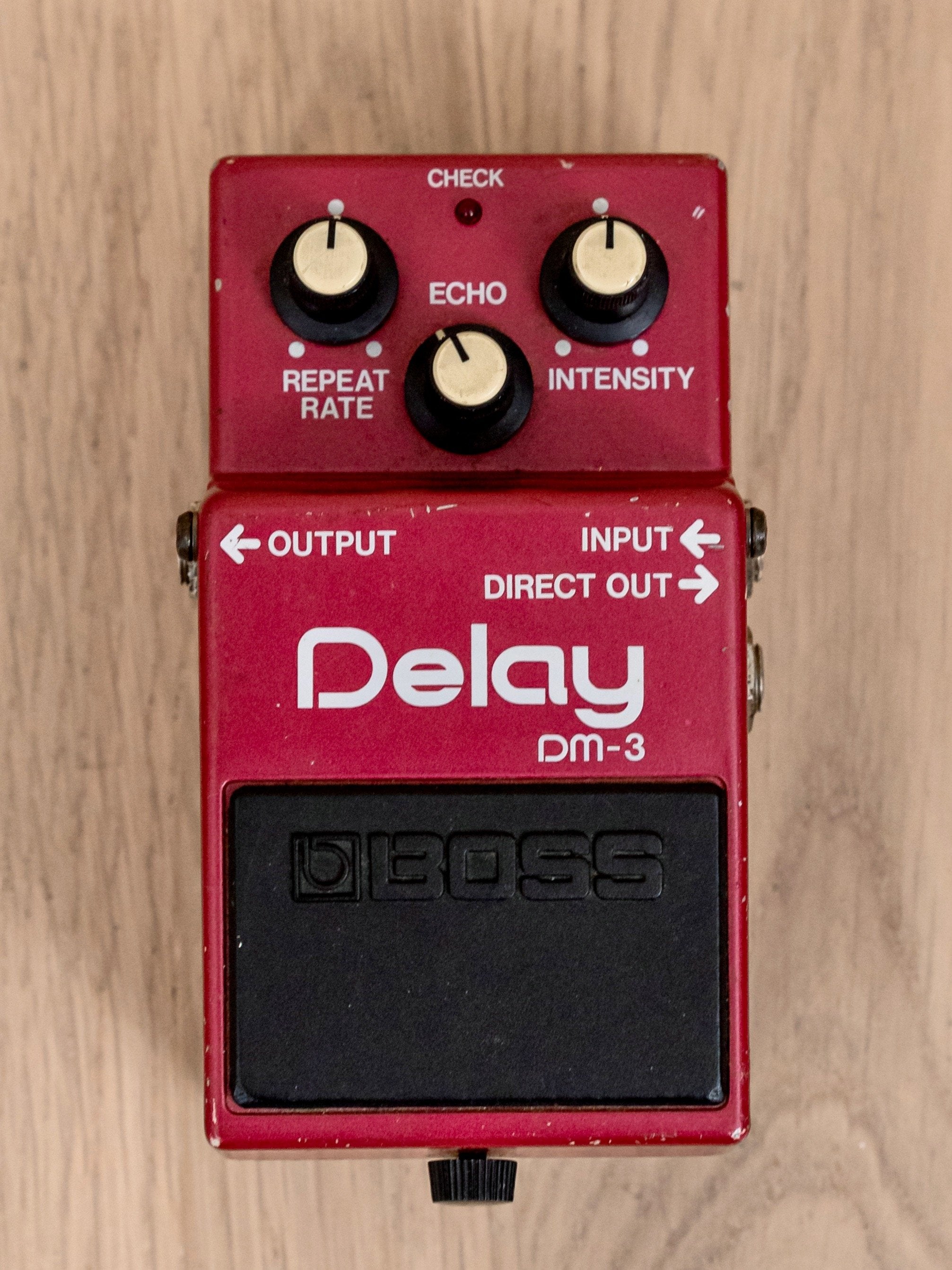 1984 Boss DM-3 Delay Vintage Analog Guitar Effects Pedal w/ Box, MN3205