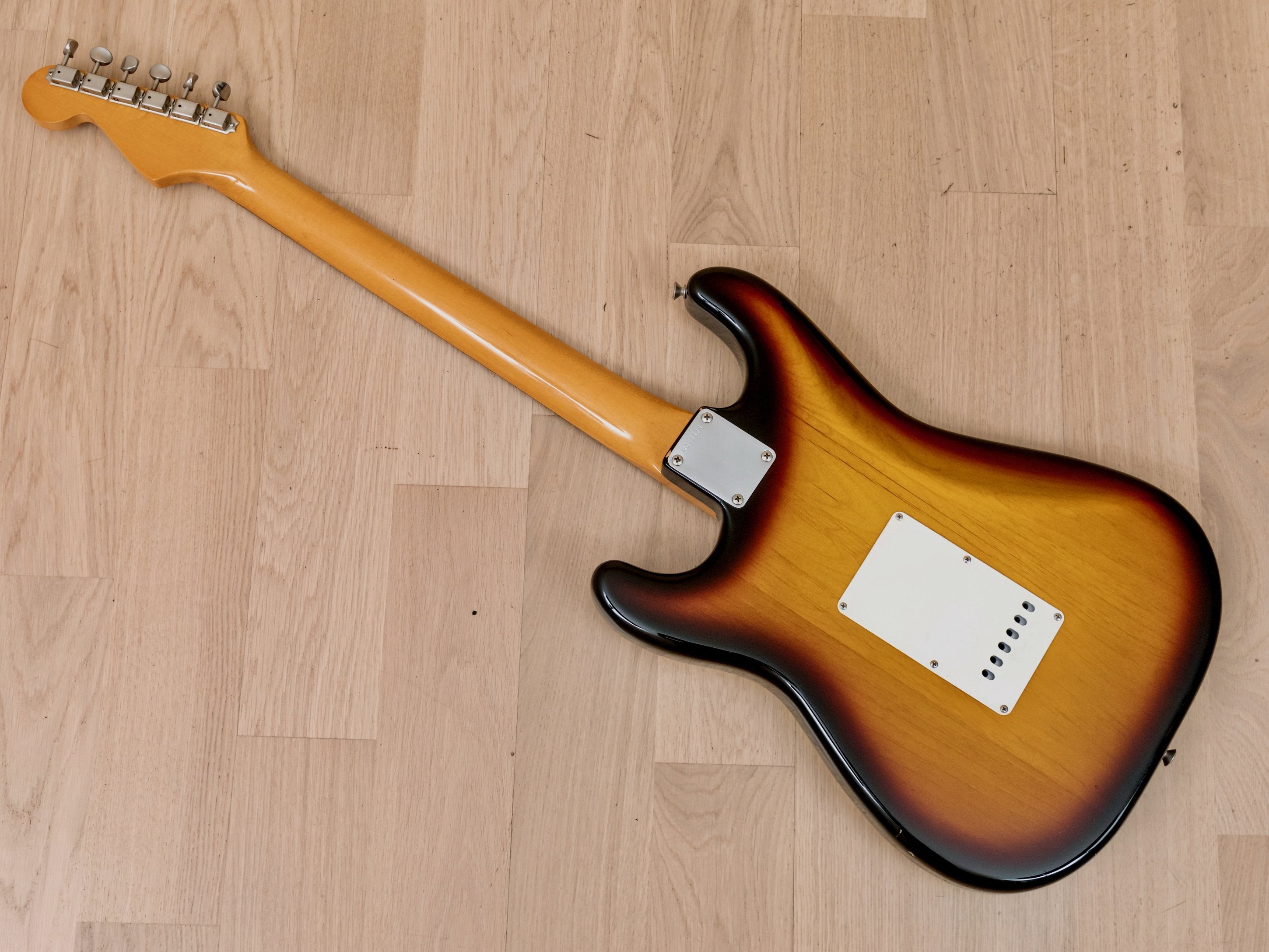 1987 Fender American Vintage '62 Stratocaster Sunburst, Near Mint & 100% Original w/ Case