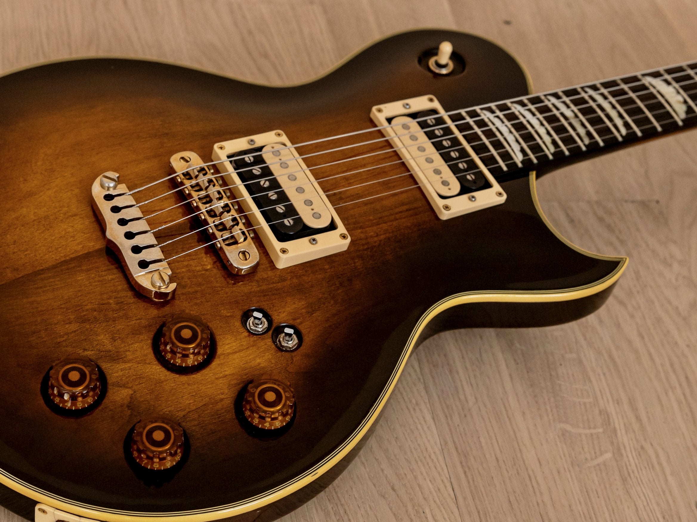 1981 Aria Pro II PE-R80 Vintage Electric Guitar 100% Original Antique Brown Japan Matsumoku w/ Maxon MMK 75