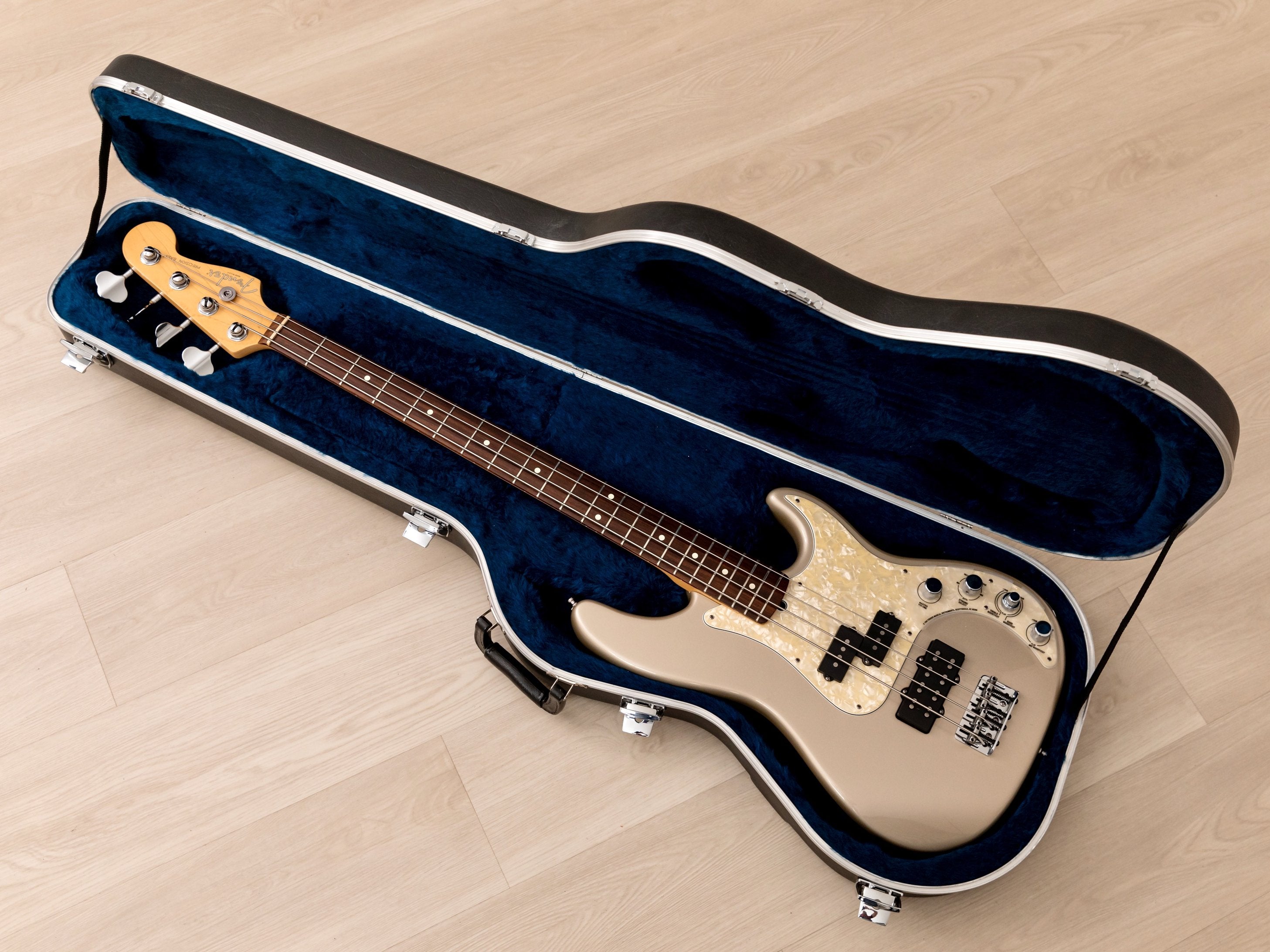 1997 Fender American Precision Bass Deluxe Inca Silver, Near Mint w/ Case