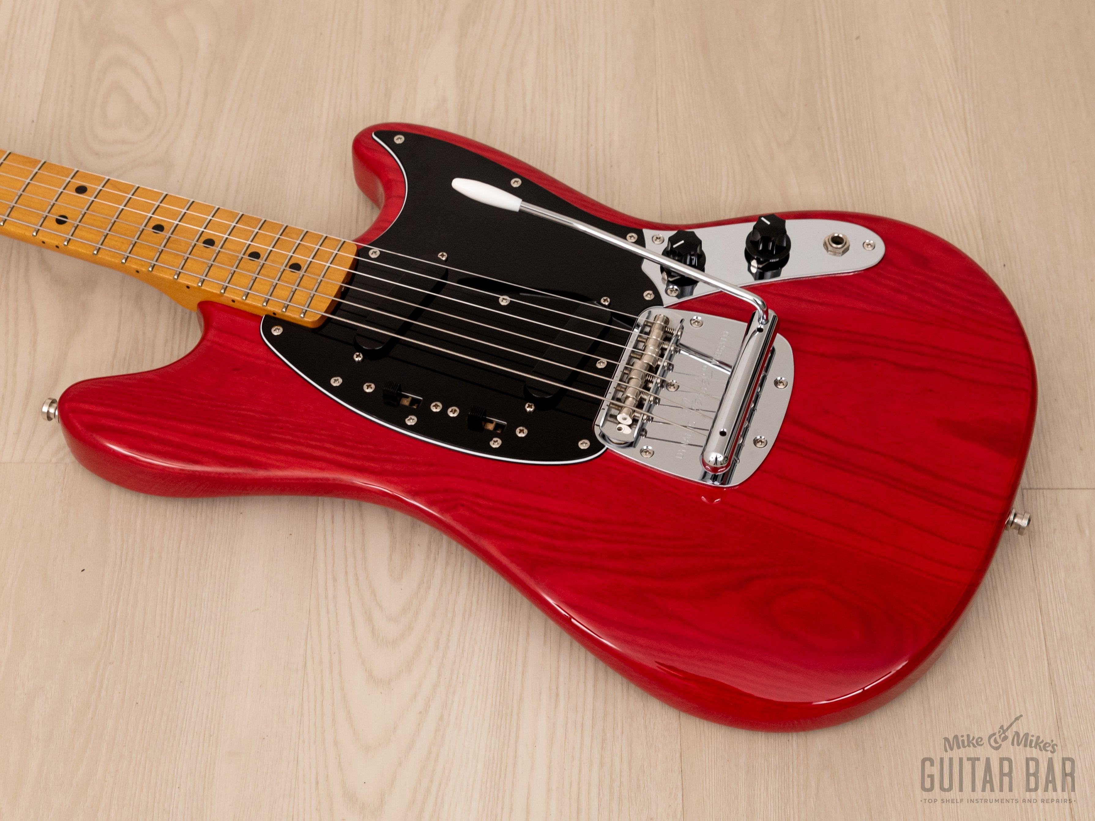 2010 Fender Mustang ‘77 Vintage Reissue MG77 Trans Red, Ash Body w/ Maple Board, Japan MIJ