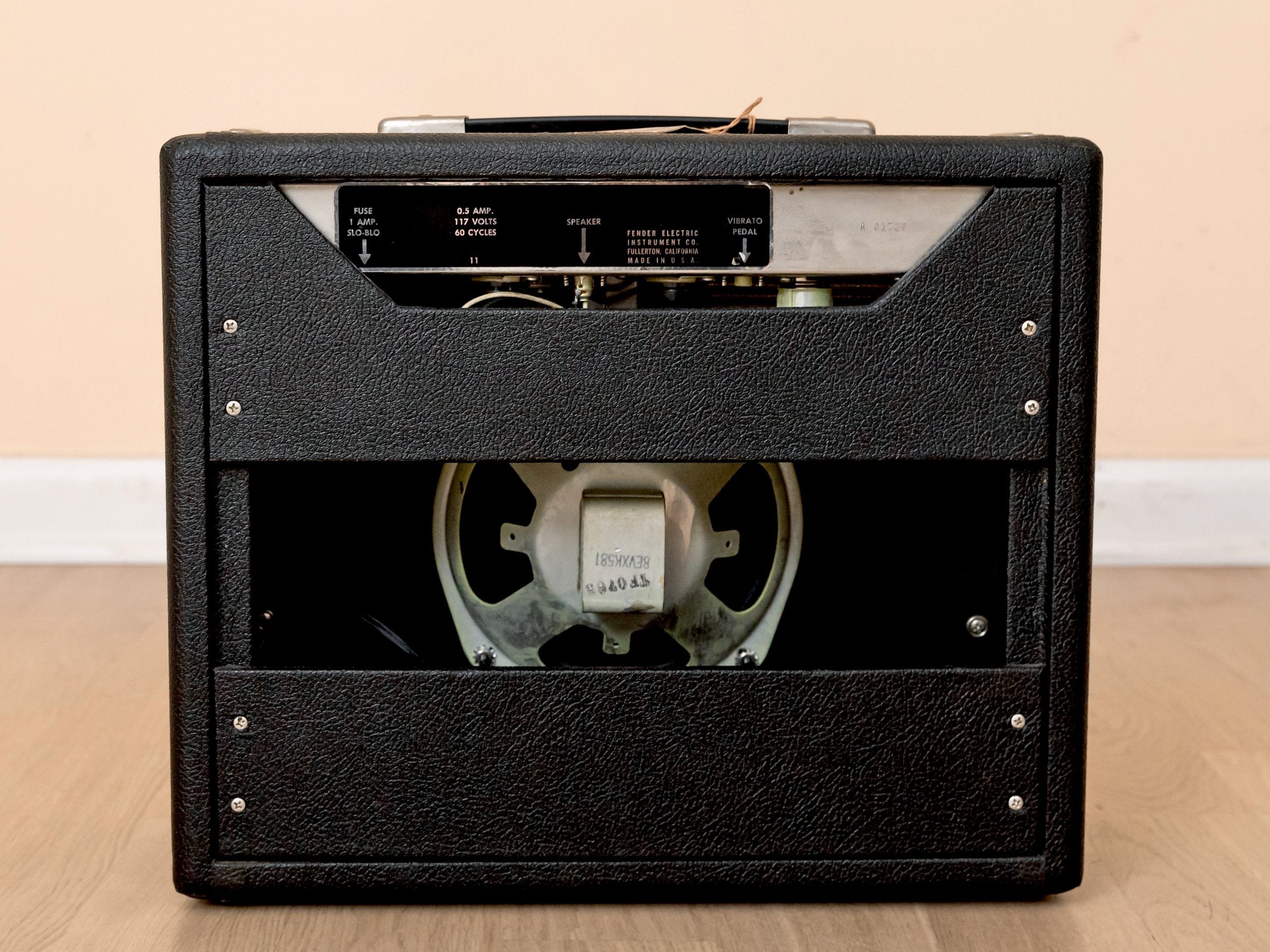 1965 Fender Vibro Champ Pre-CBS Vintage Black Panel Tube Amp w/ Shipping Box, Hangtag
