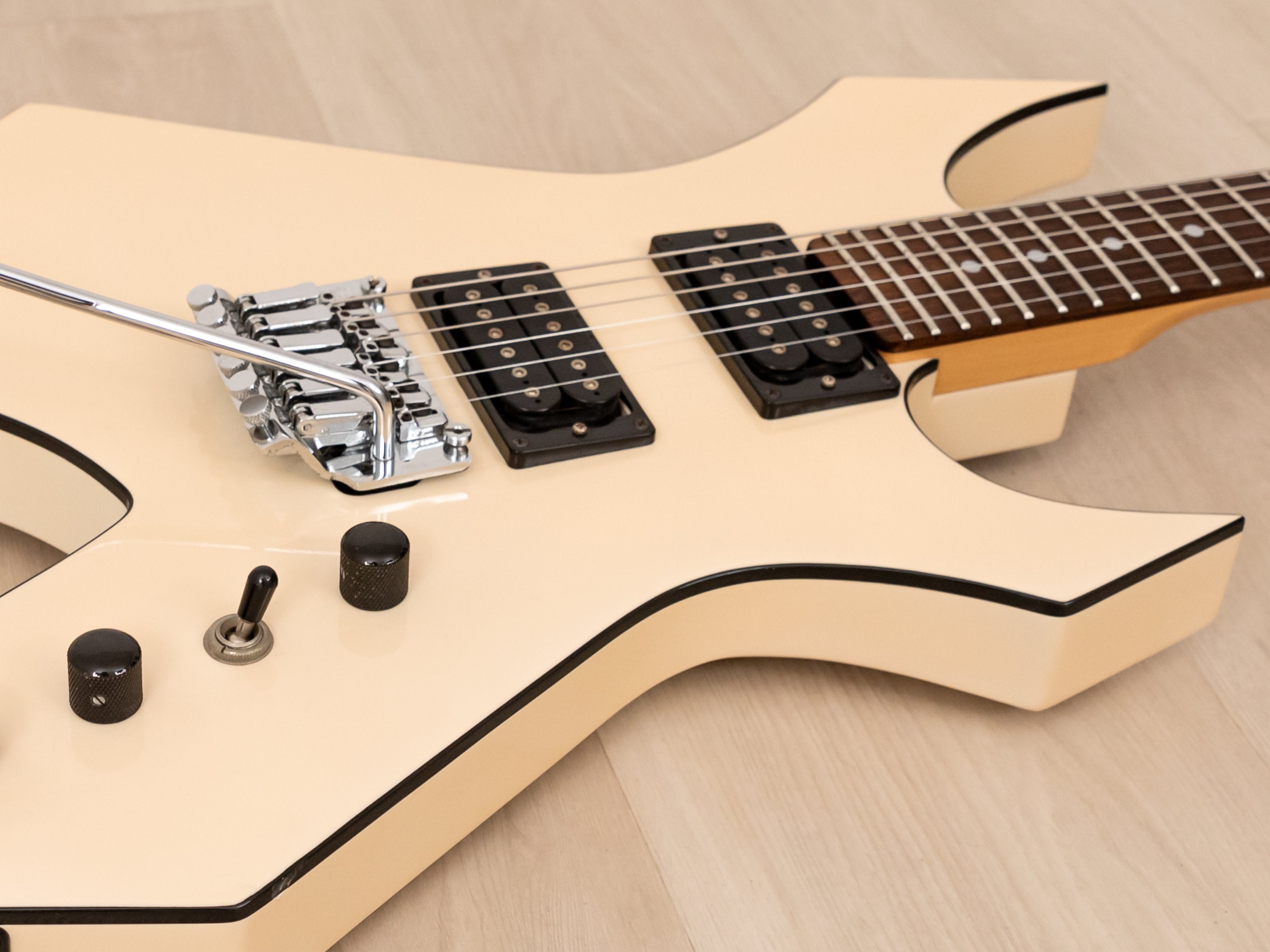 1987 BC Rich Warlock Custom NJ Series Vintage Electric Guitar White w/ Floyd Rose, Japan