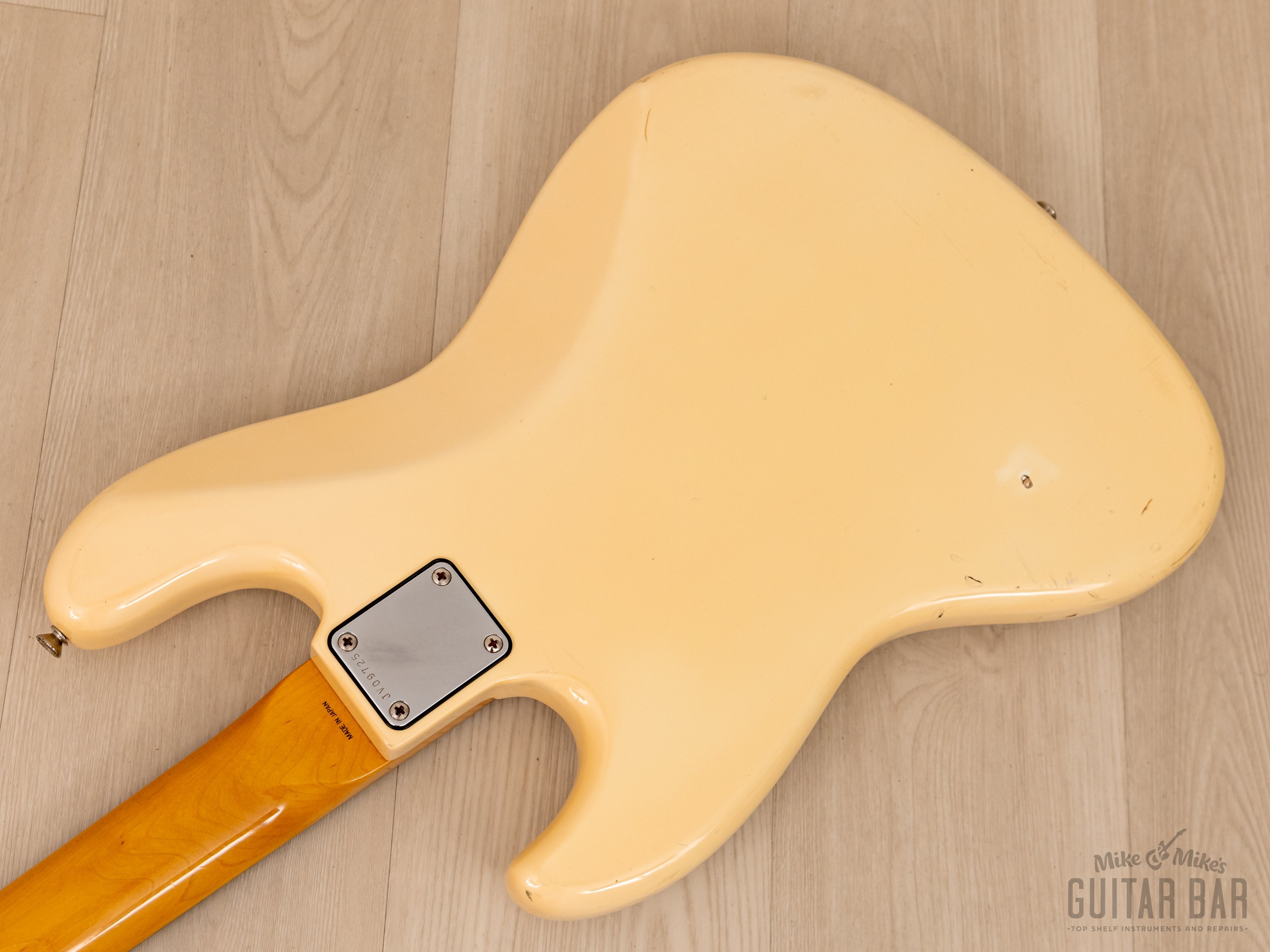 1984 Fender Jazz Bass '62 Vintage Reissue JV JB62-115 Olympic White Lacquer w/ USA Pickups, Japan MIJ Fujigen