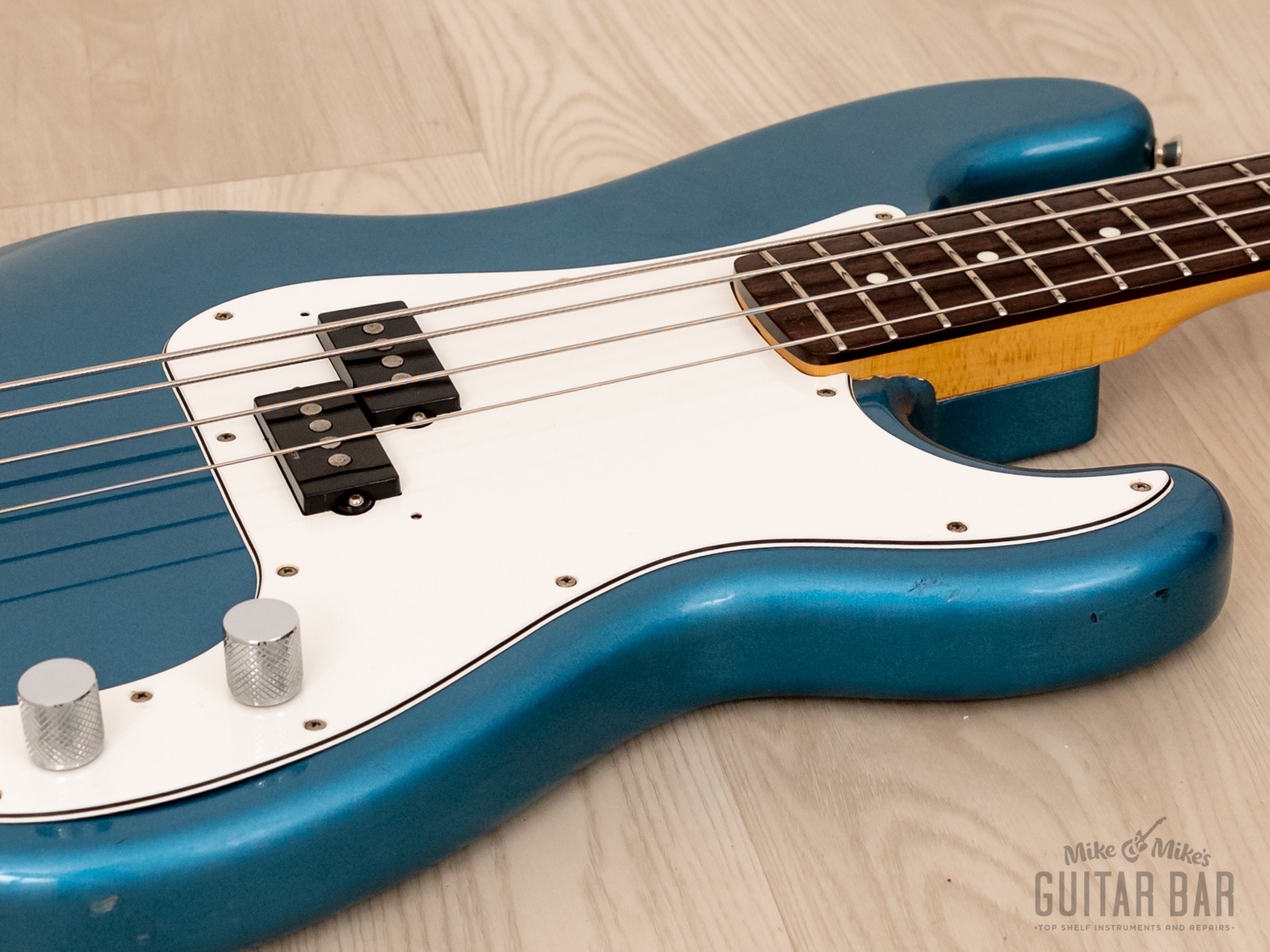 2002 ESP-Made Seymour Duncan Traditional Series DP-95R P Bass, Lake Placid  Blue, Japan