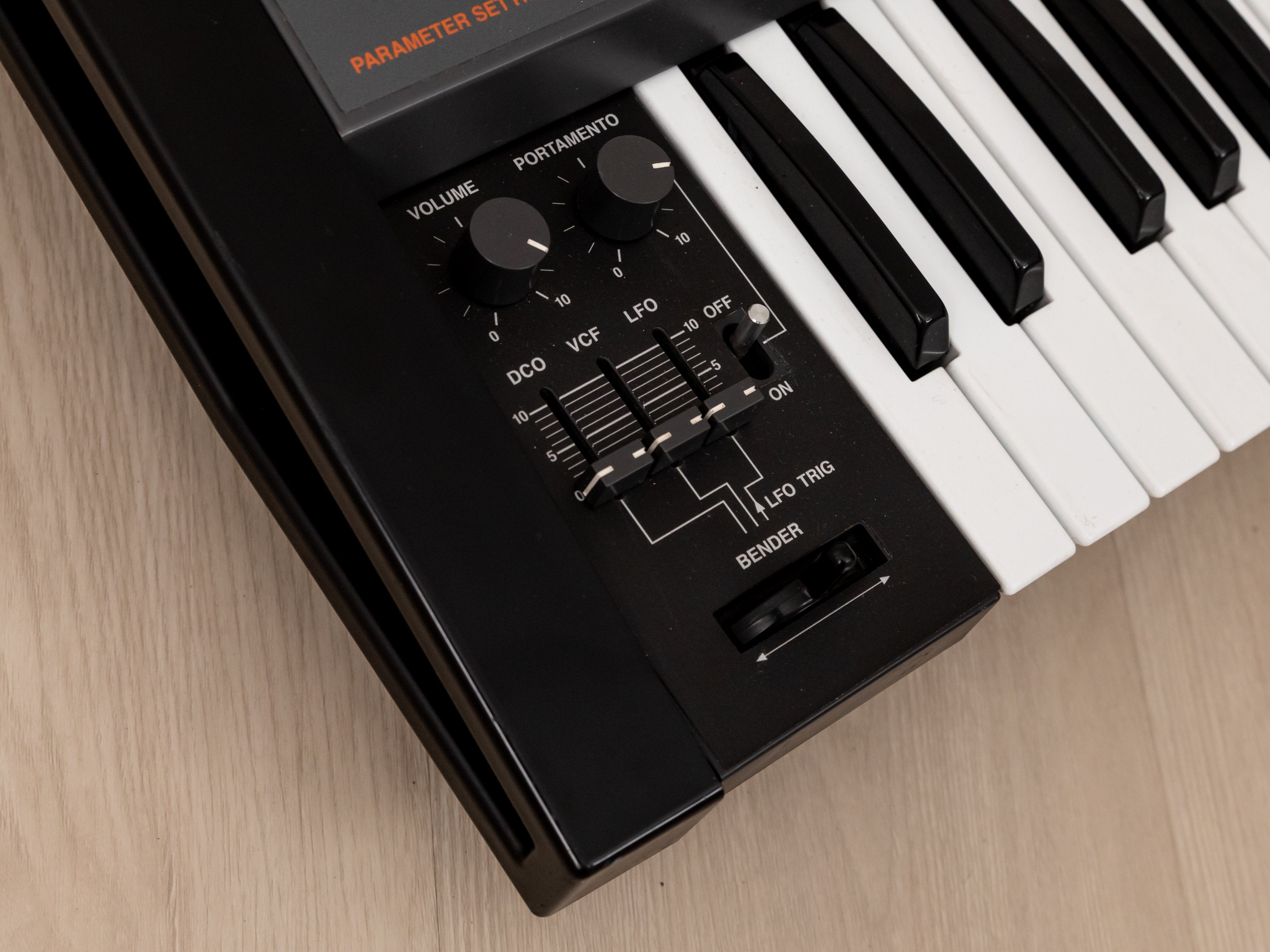 1980s Roland Juno 106 Kiwi Upgrade Vintage Analog Synthesizer, Serviced
