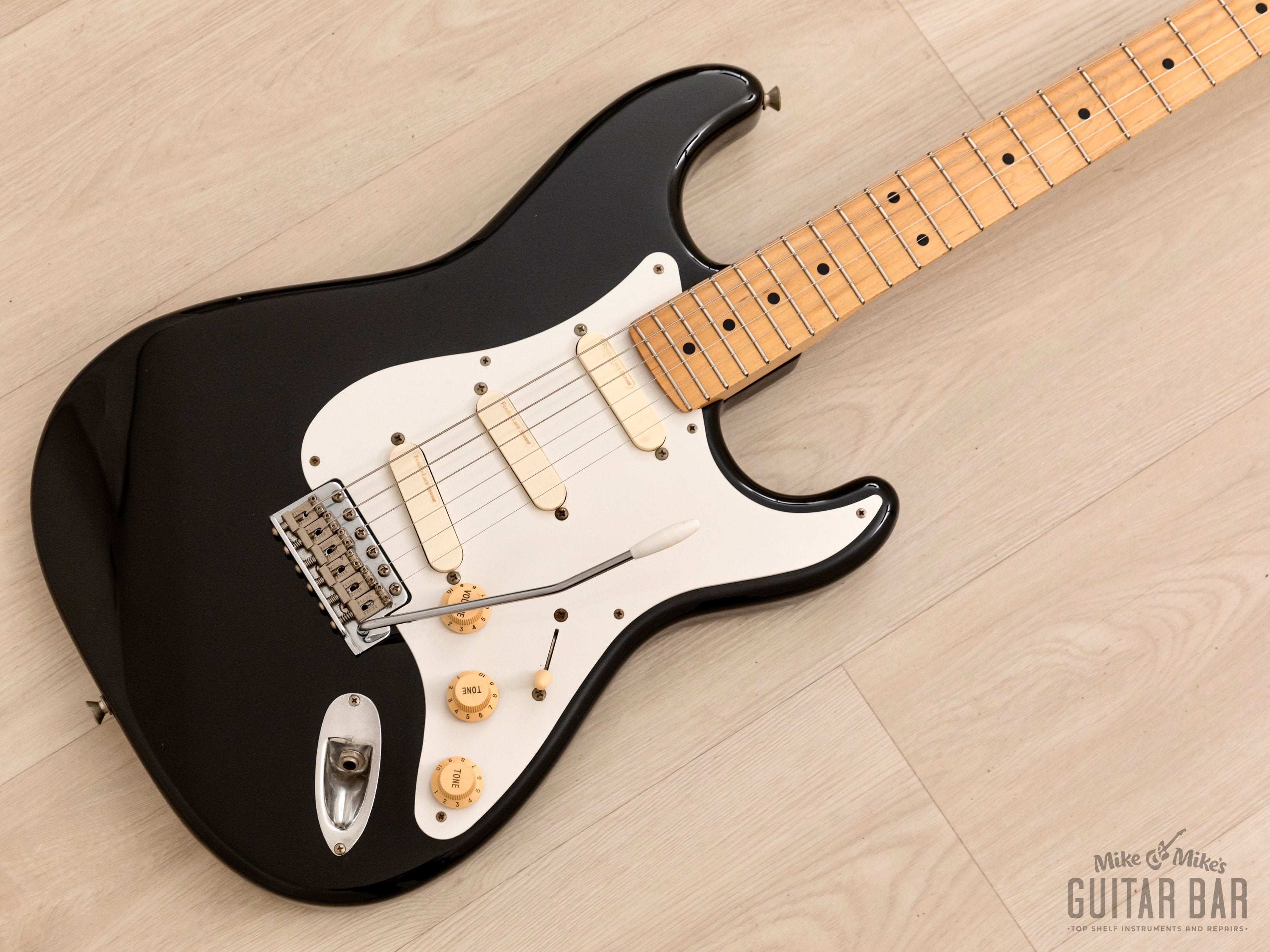 1999 Fender Stratocaster ‘54 Vintage Reissue ST54-95LS Blackie Specs w/ USA  Lace Sensors, Japan CIJ