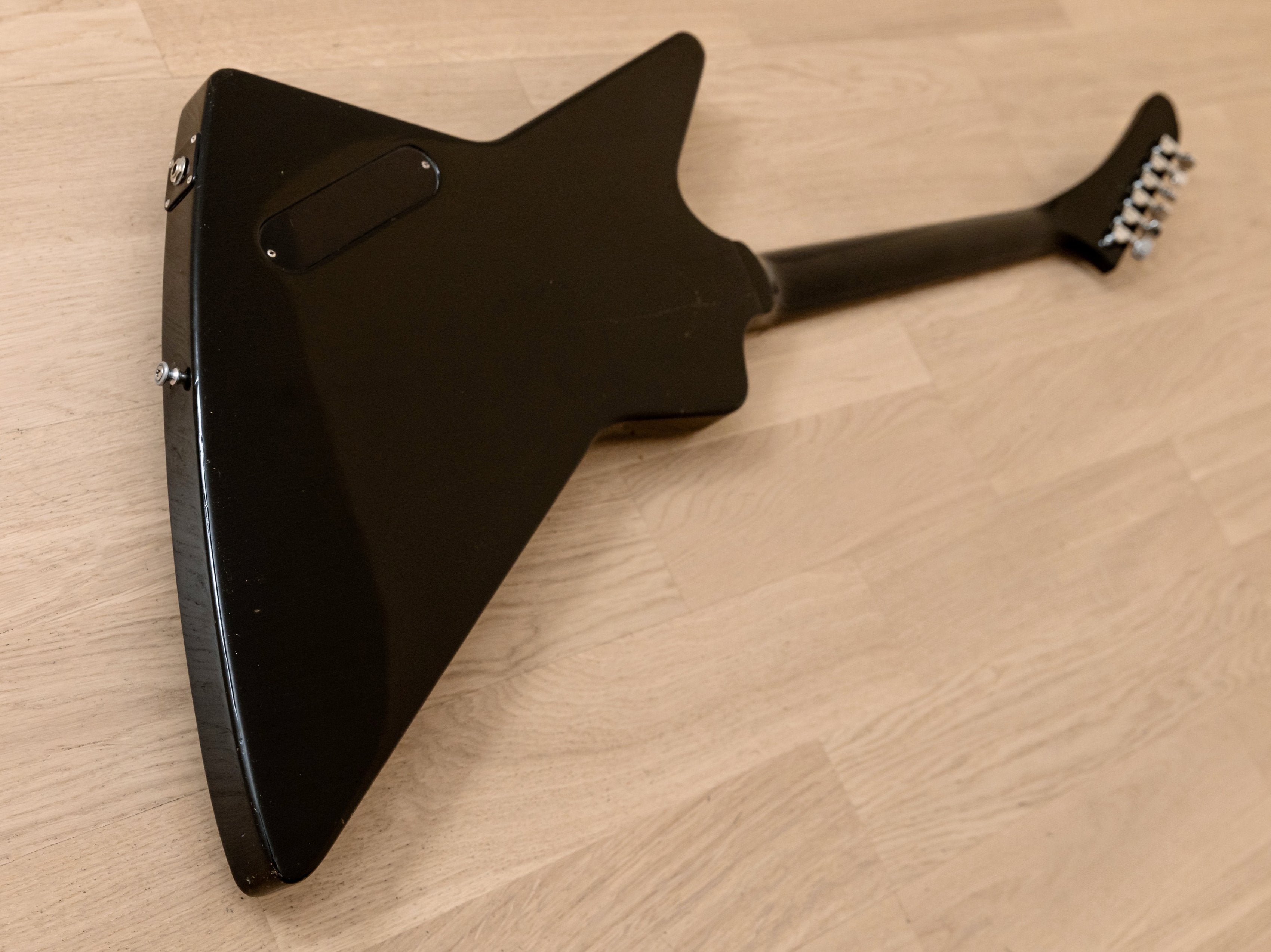 1983 Gibson Explorer Vintage Guitar Ebony, 50s-Style Controls w/ Dirty Fingers & Case