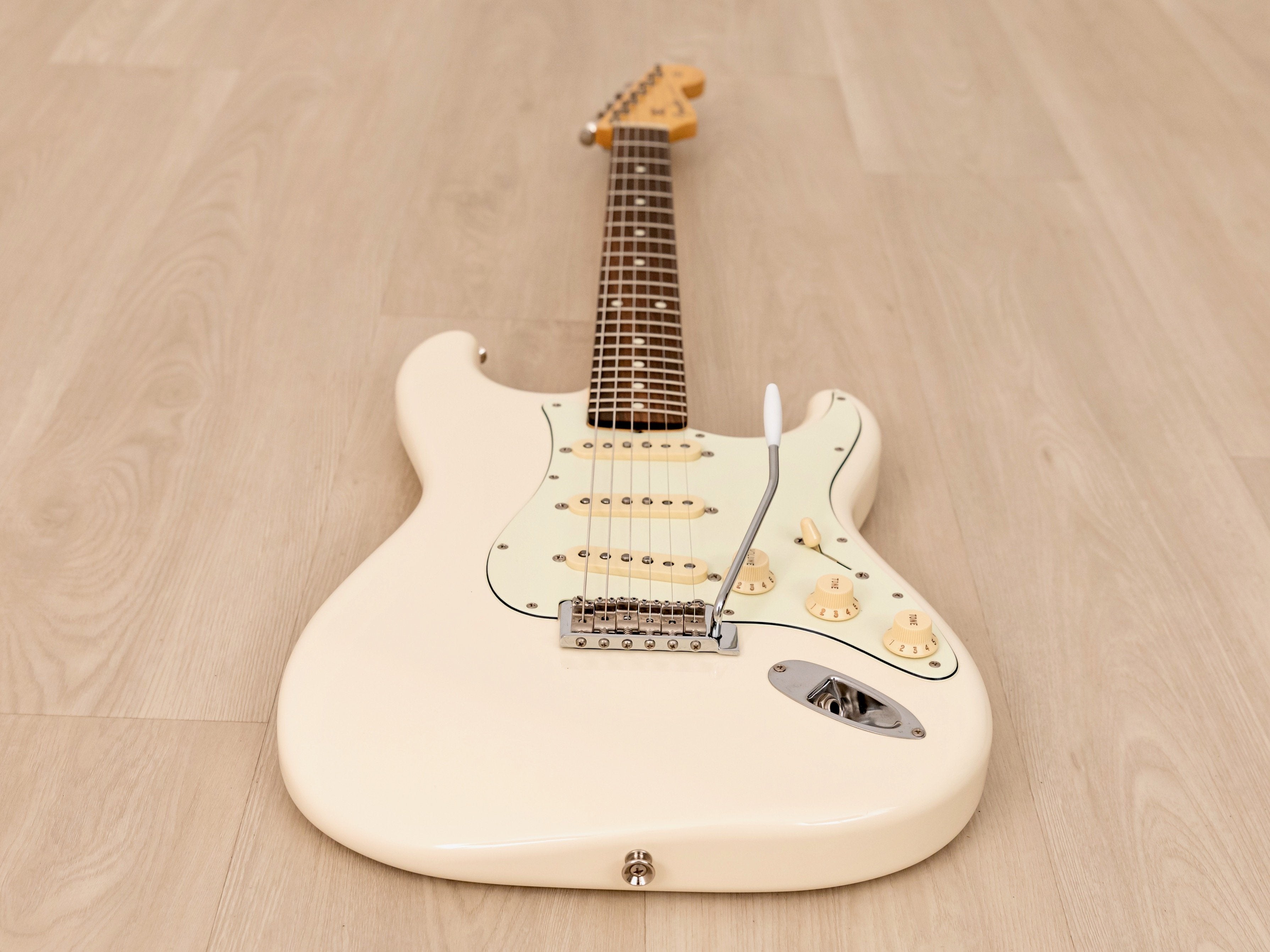 2019 Fender Hybrid 60s Stratocaster Olympic White w/ USA Pickups & Hangtags, Japan MIJ