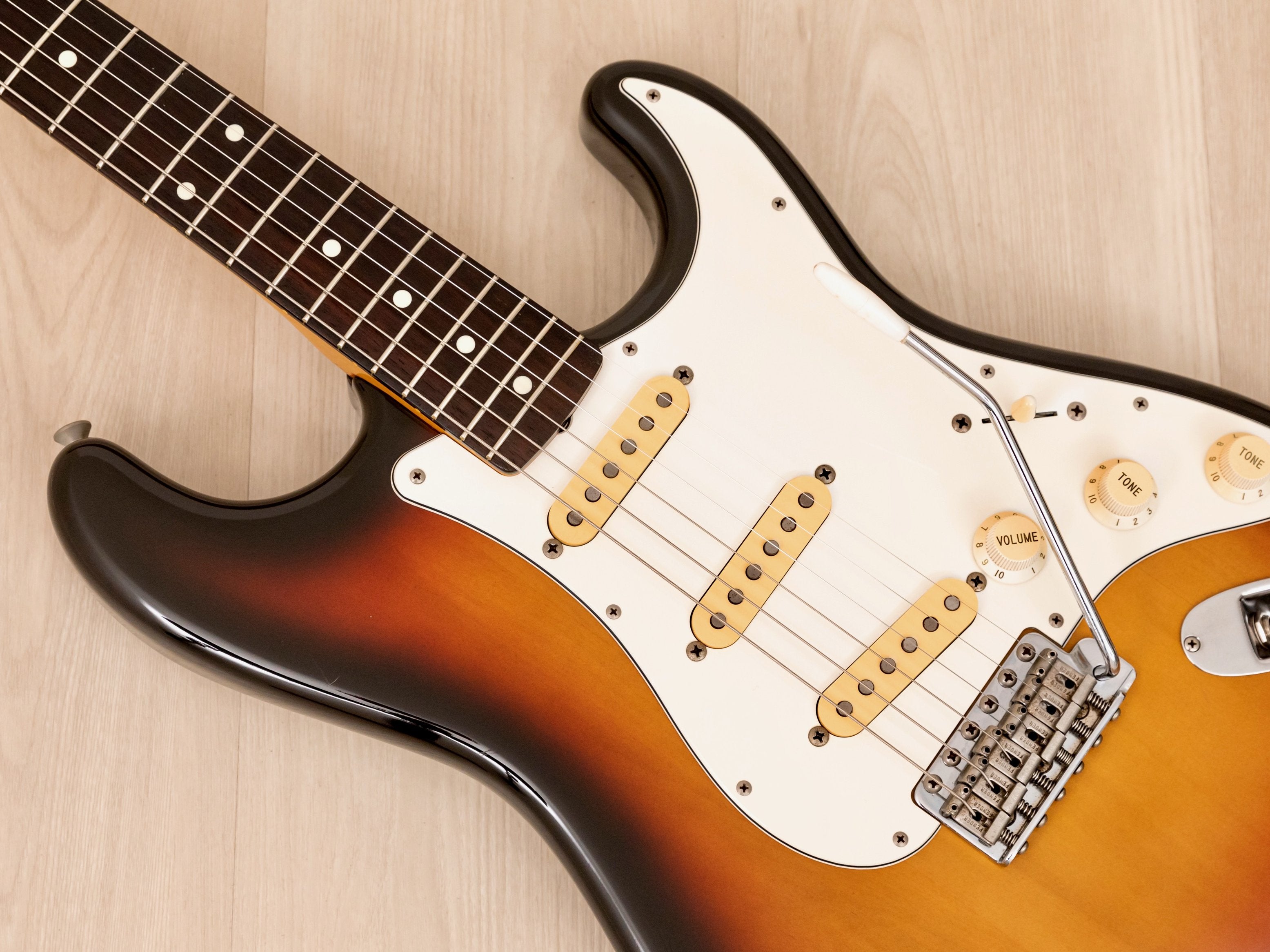 1988 Fender Stratocaster '62 Vintage Reissue ST62-55 Sunburst, Japan MIJ Fujigen